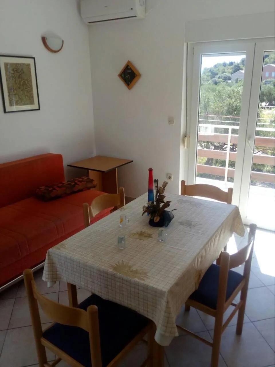 Two-Bedroom Apartment with Balcony in Apartments Irena