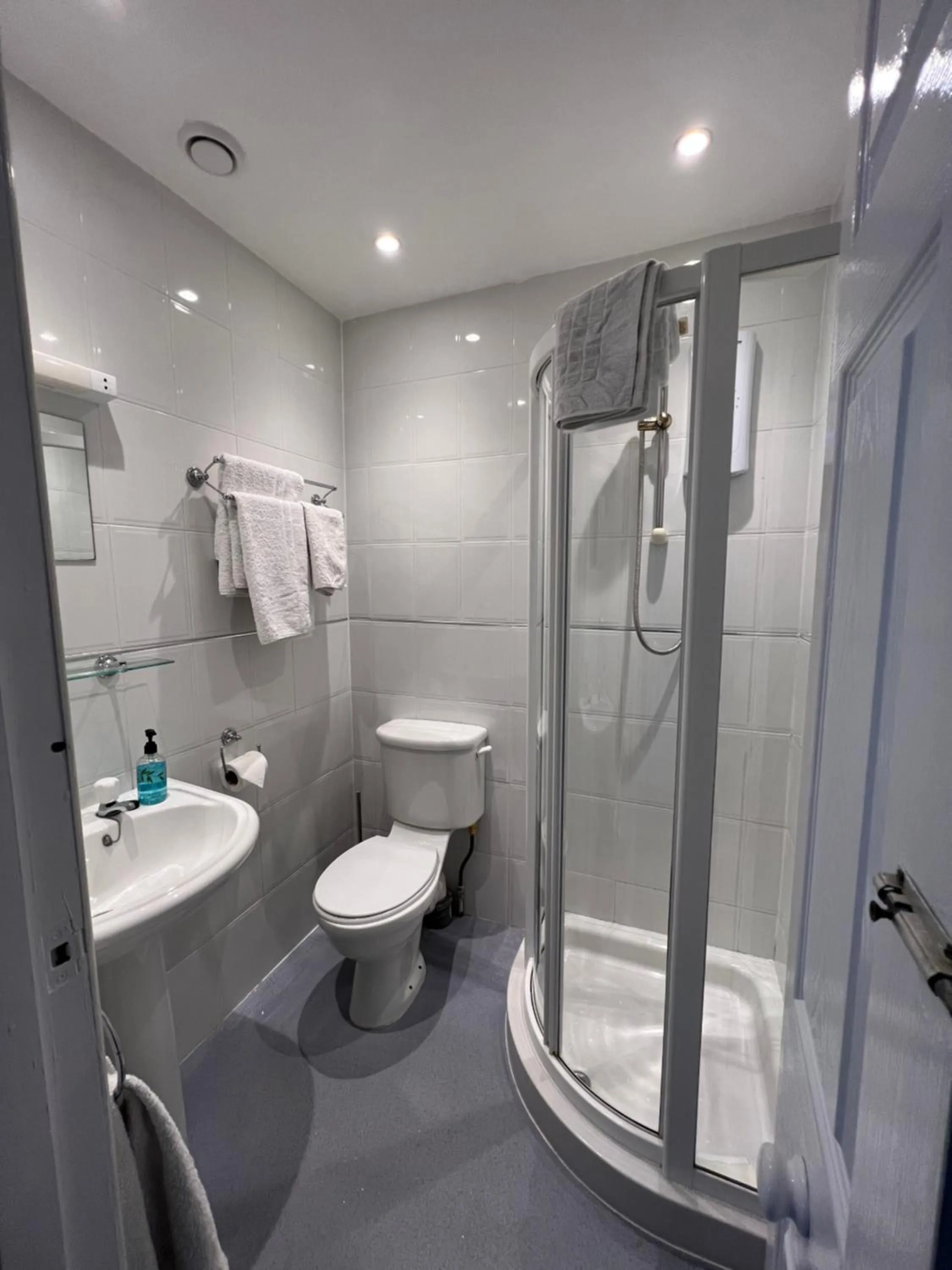 Chapel Cross Guesthouse