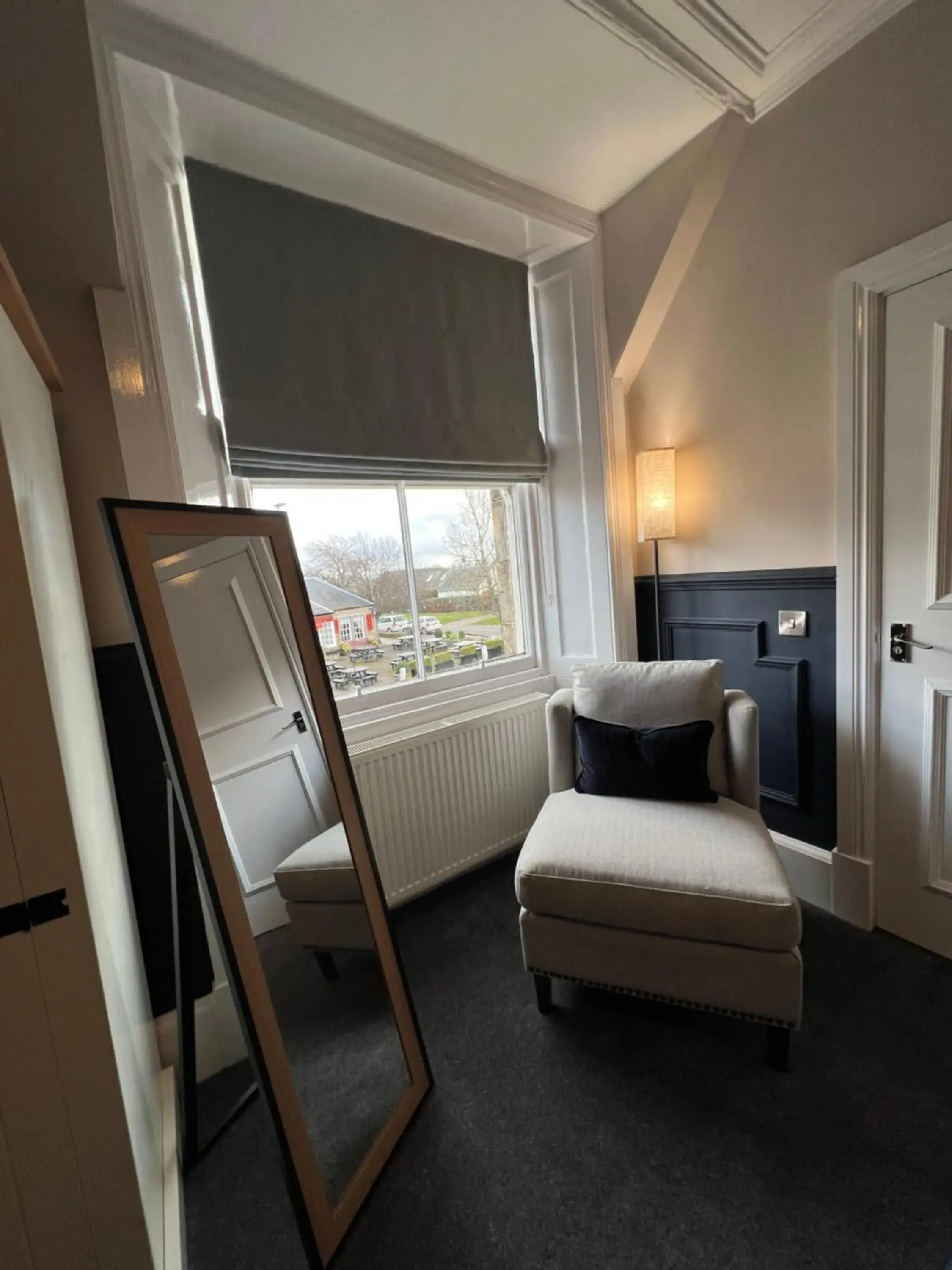 Comfort Double Room with Shower in Chapel Cross Guesthouse Comfort Double Room with Shower in Chapel Cross Guesthouse