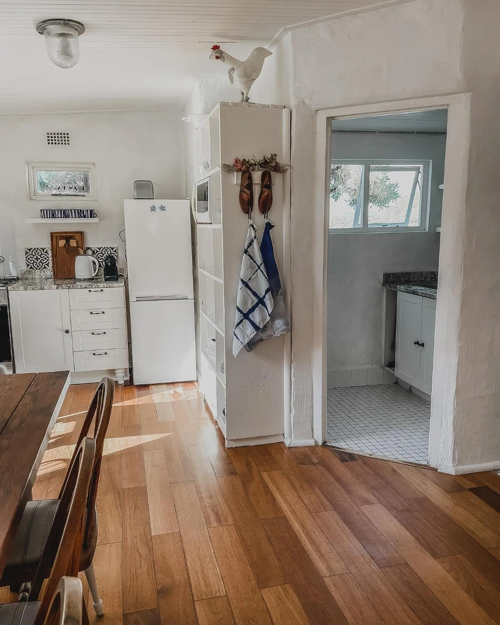 Kitchen or kitchenette in Rooisee