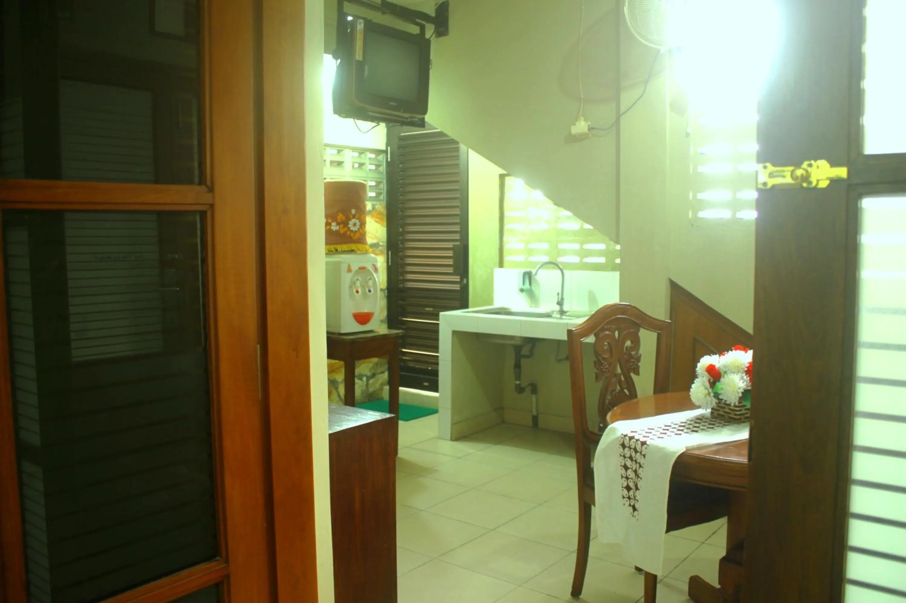 Photo of the whole room in Hotel Mataram 2 Malioboro