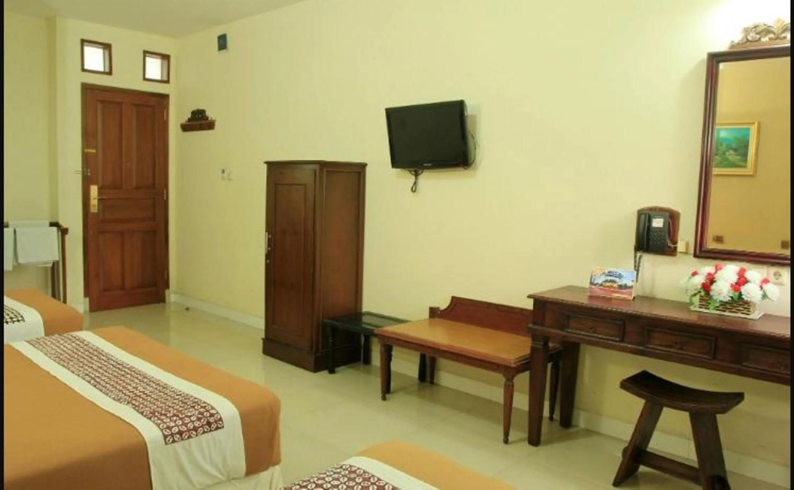 Photo of the whole room, Bed in Hotel Mataram 2 Malioboro