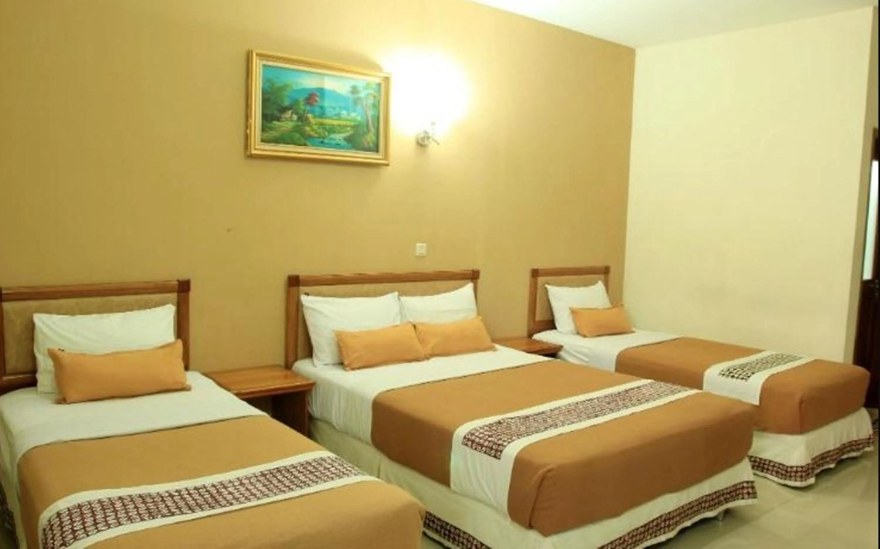 Photo of the whole room, Bed in Hotel Mataram 2 Malioboro