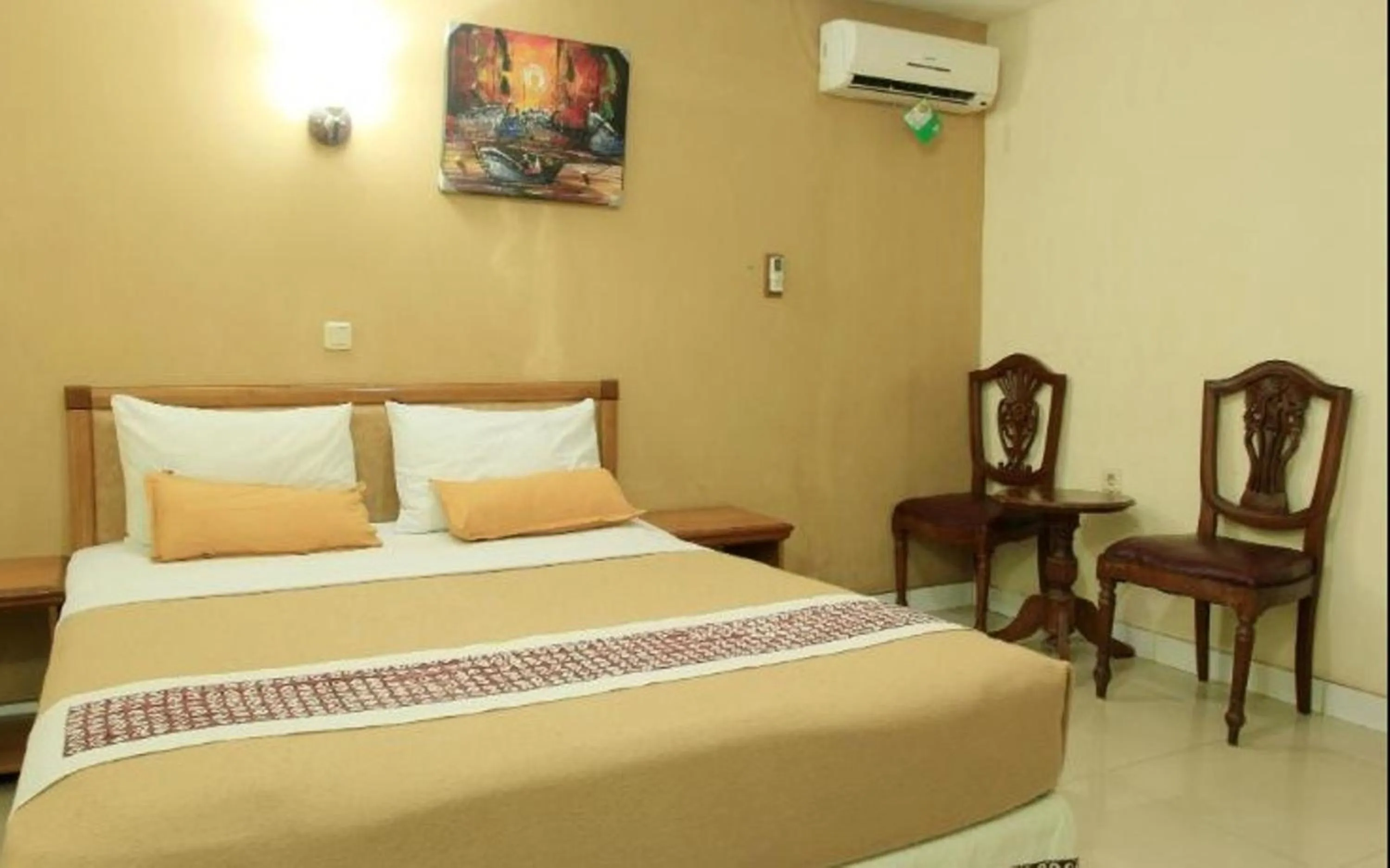 Photo of the whole room, Bed in Hotel Mataram 2 Malioboro