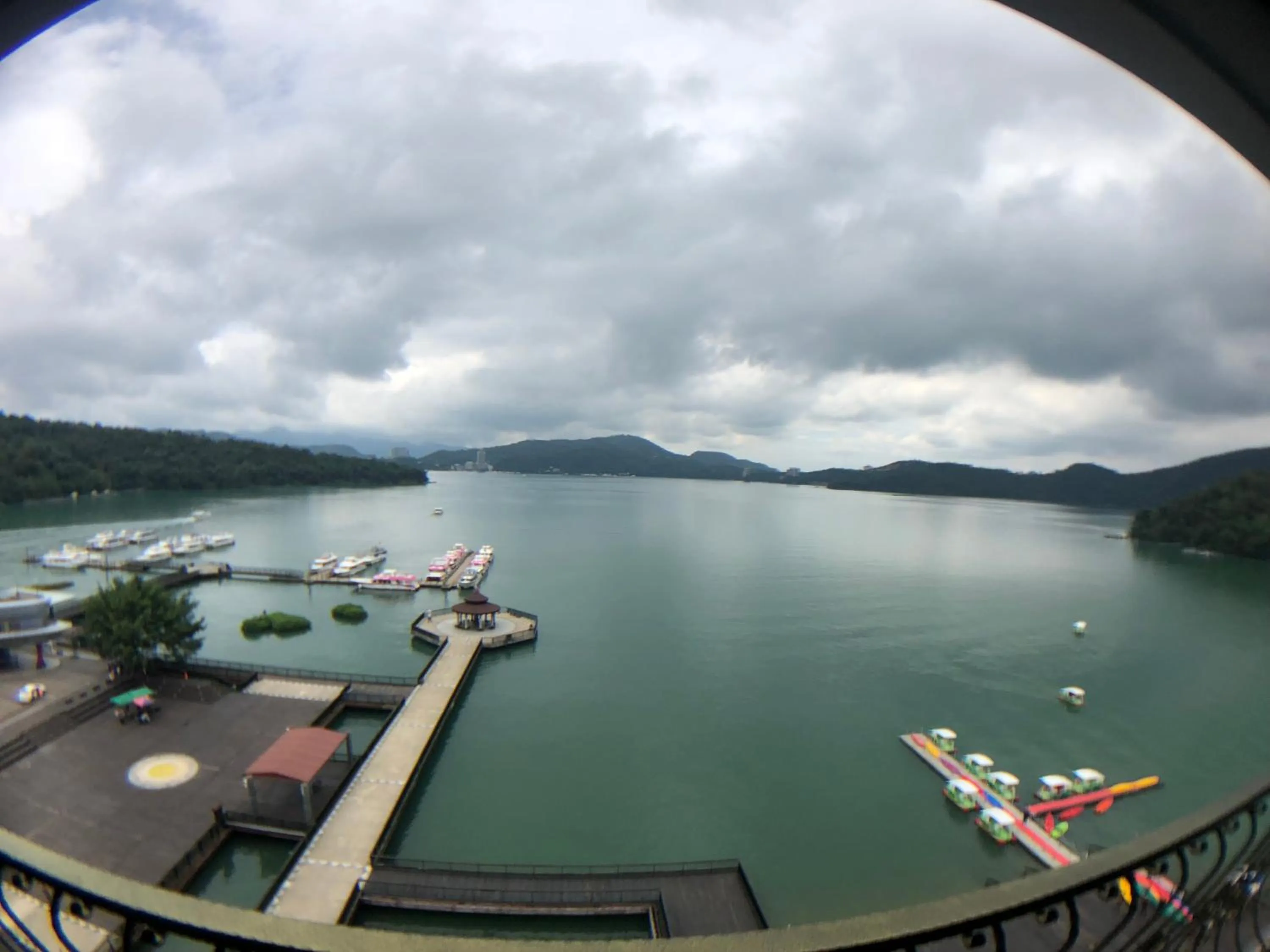 Balcony/Terrace in Ming Yue Hu Hotel