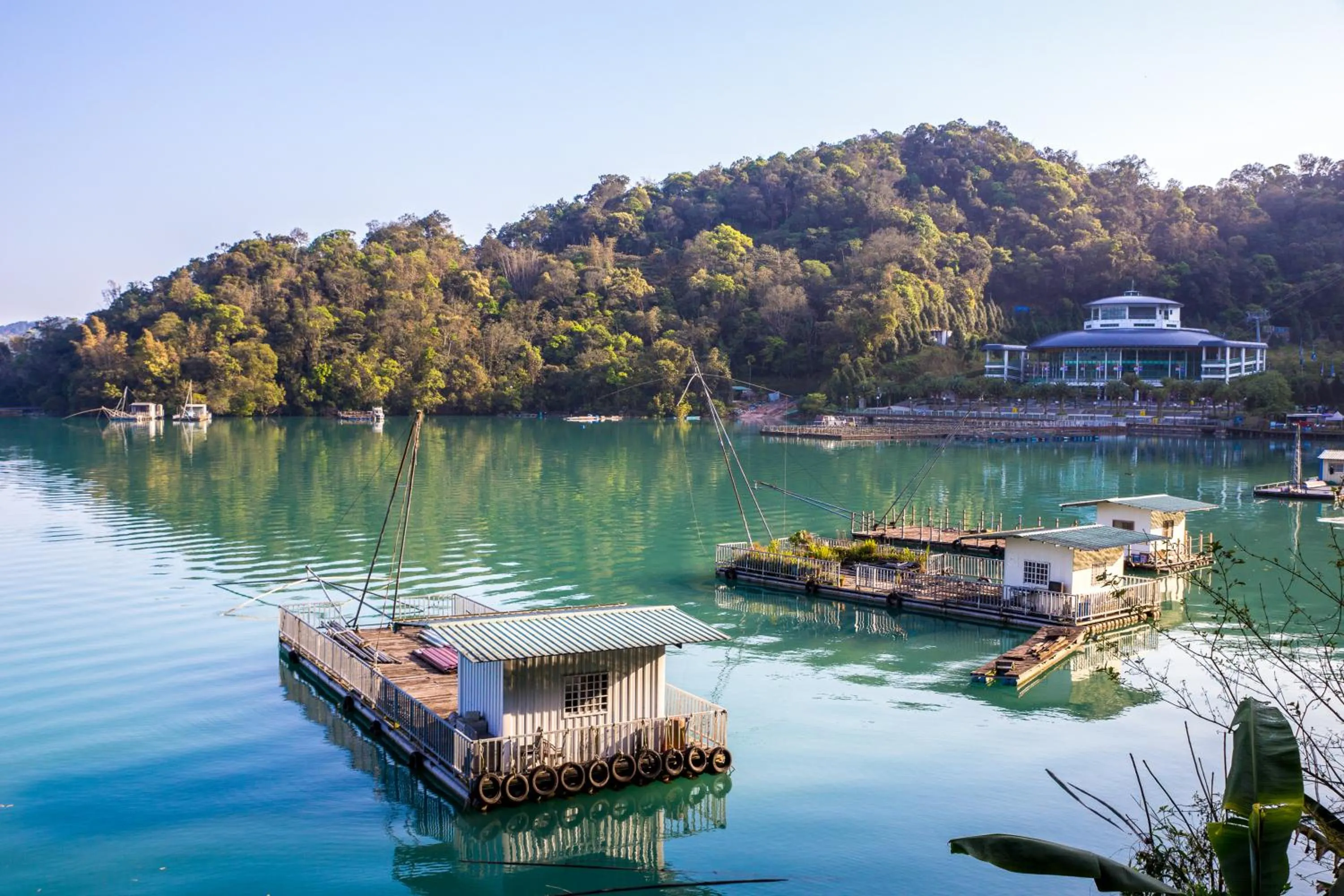 Day in Ming Yue Hu Hotel