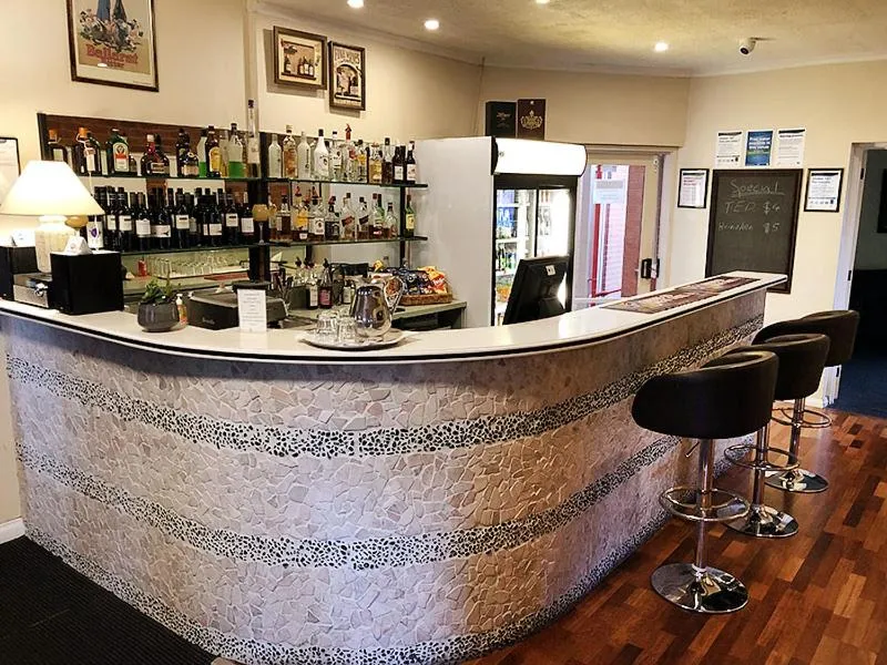 Lounge or bar in Footscray Motor Inn and Serviced Apartments