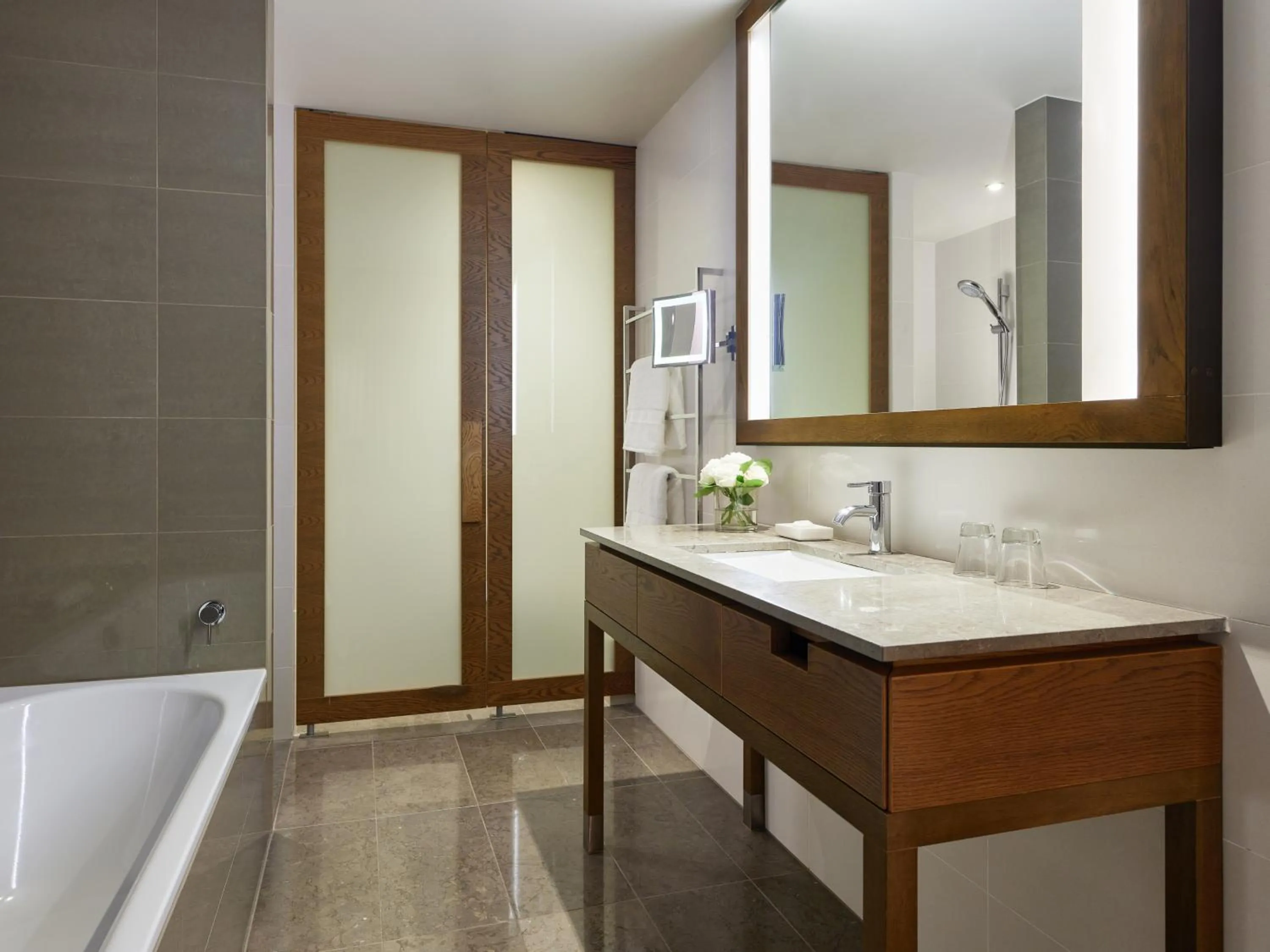 Bathroom in Pan Pacific Melbourne