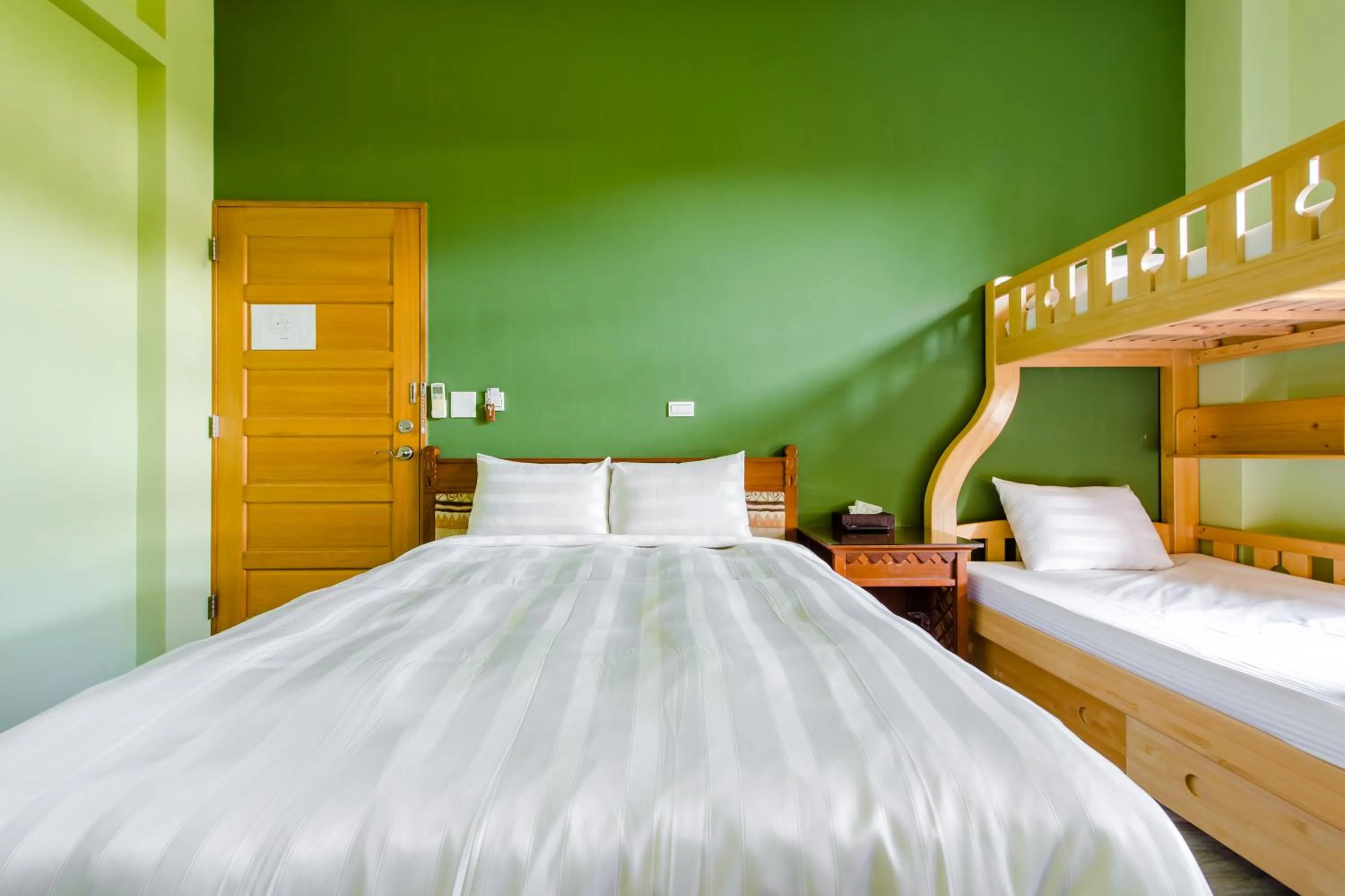 Bedroom, Bed in Summer Garden