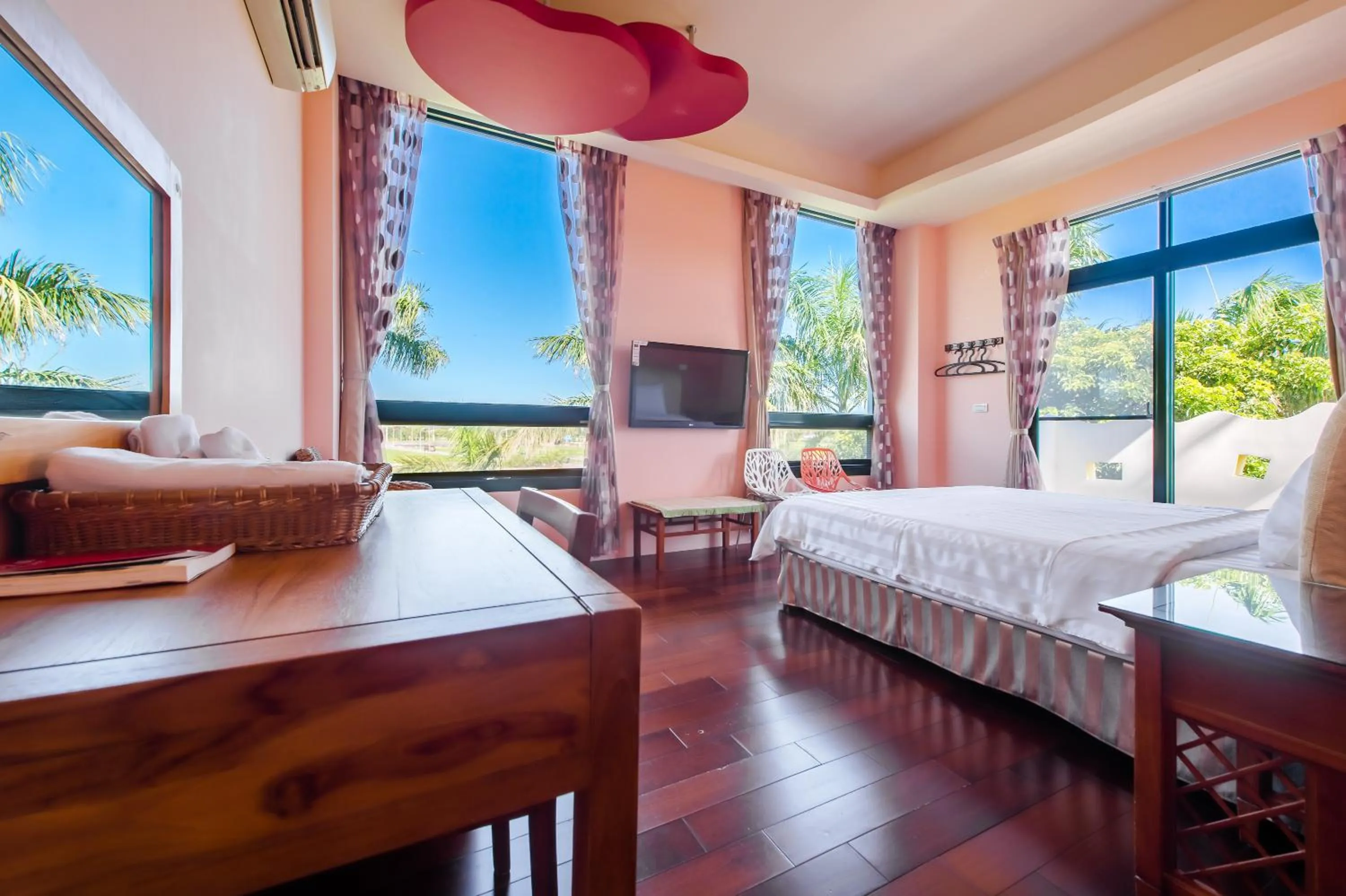 Bedroom, Bed in Summer Garden