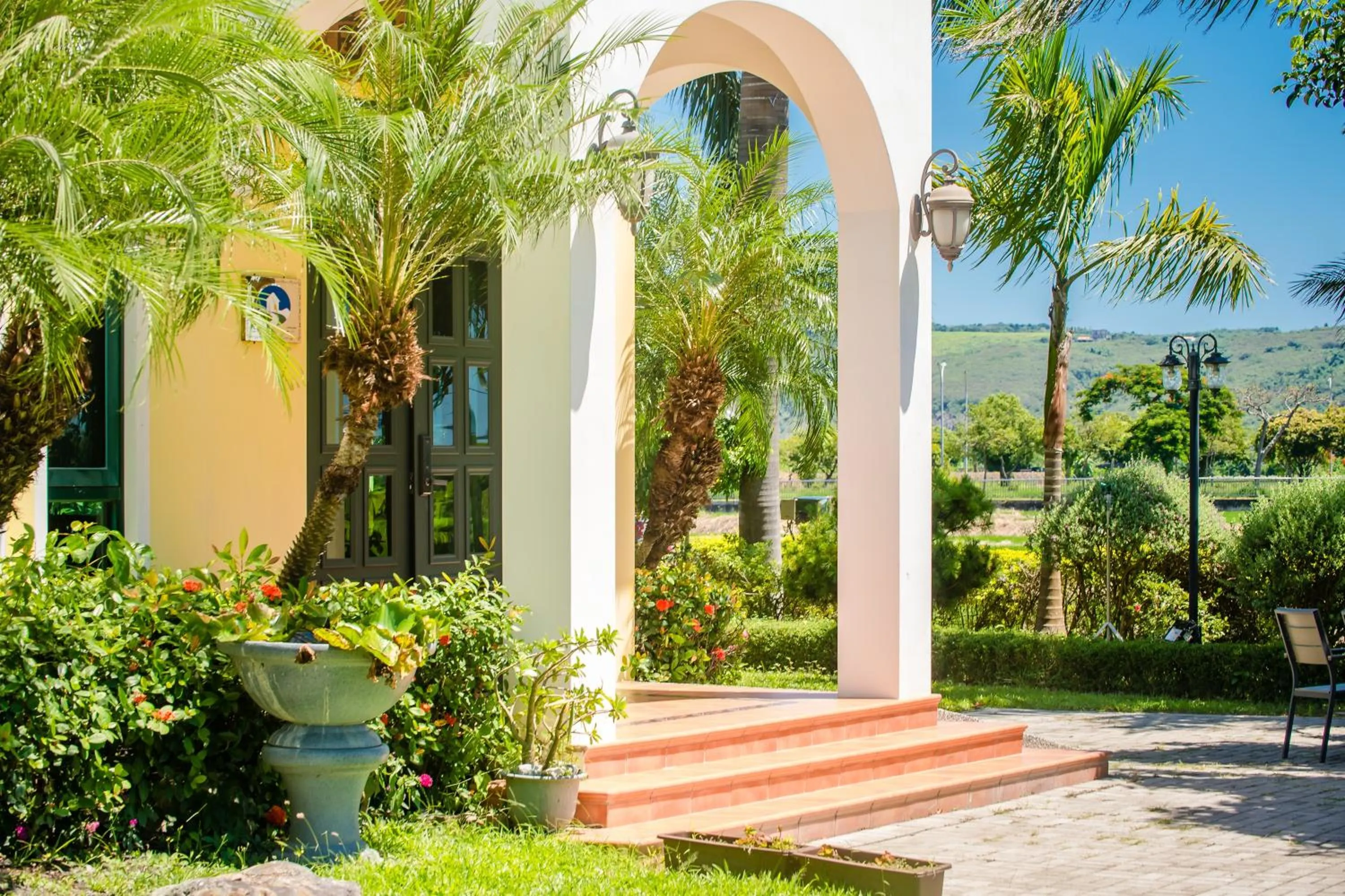 Property building in Summer Garden