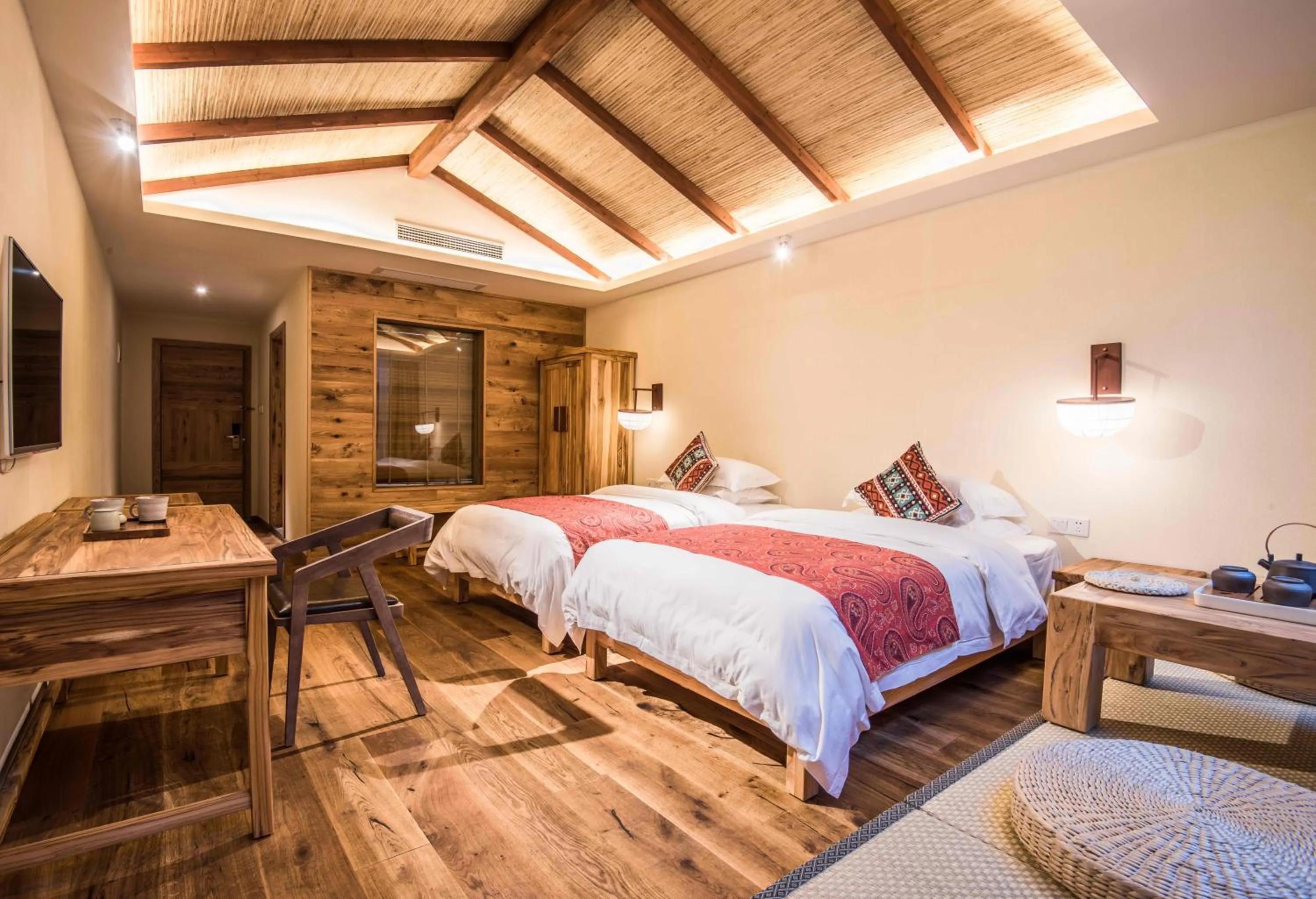 Decorative detail, Bed in Yangshuo The Apsara Lodge