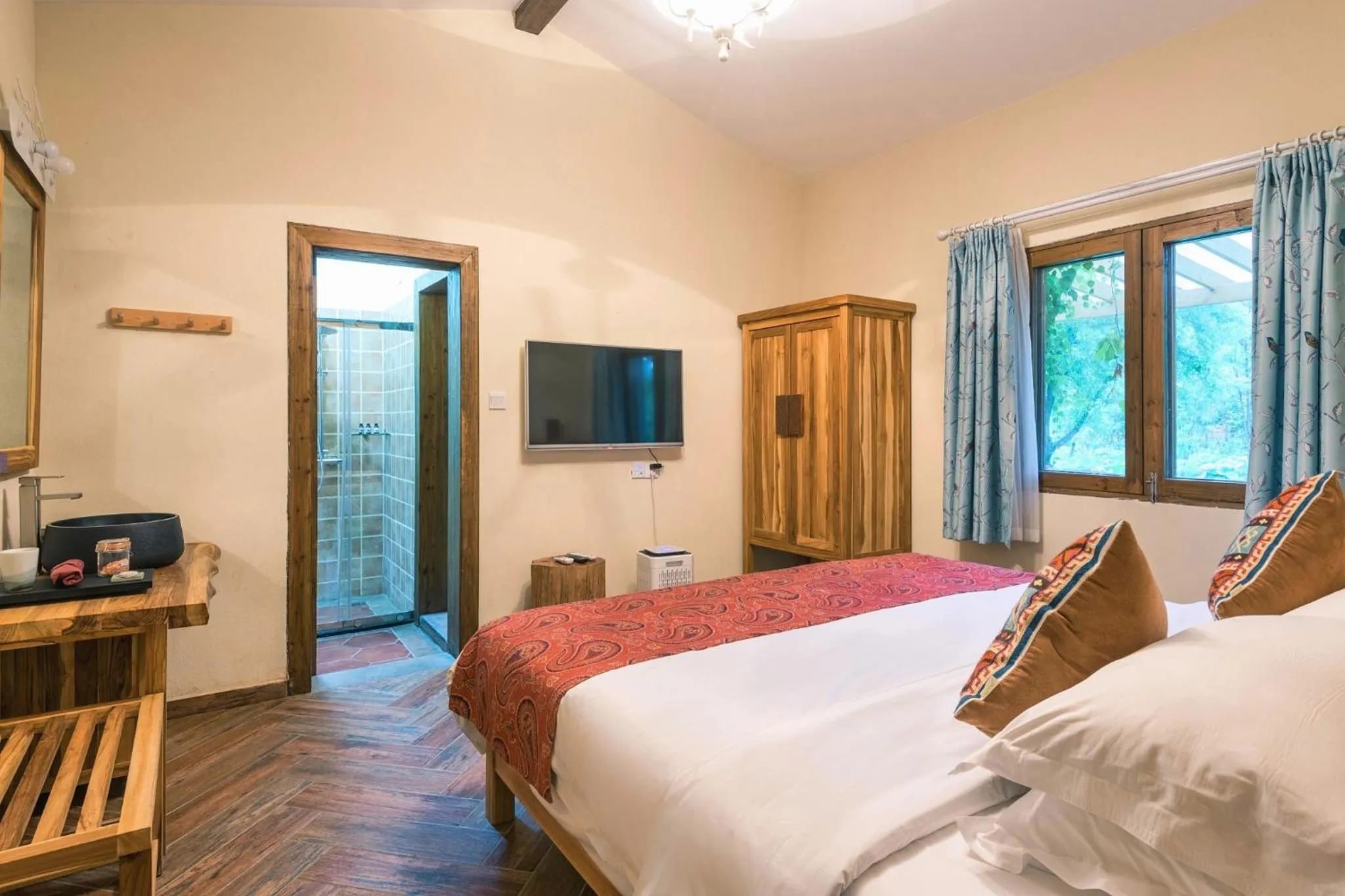 Bed in Yangshuo The Apsara Lodge