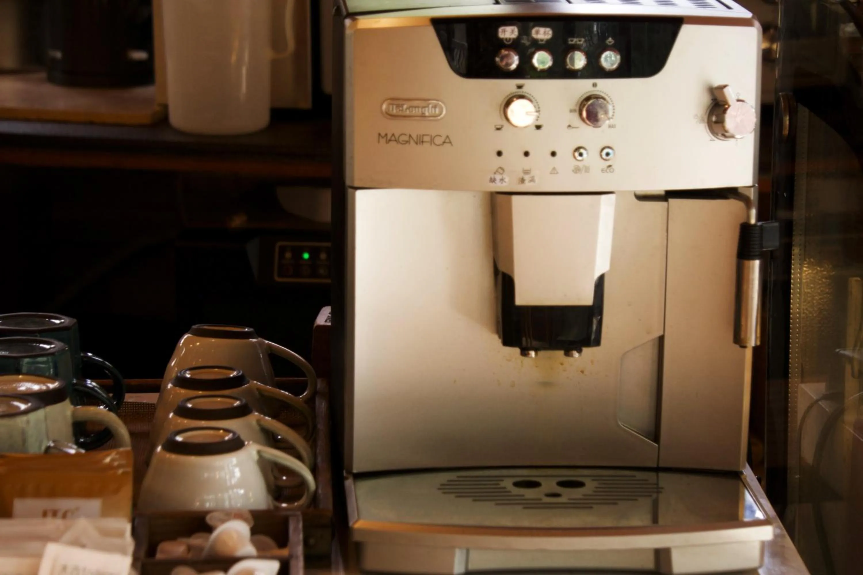 Coffee/tea facilities in Yangshuo The Apsara Lodge