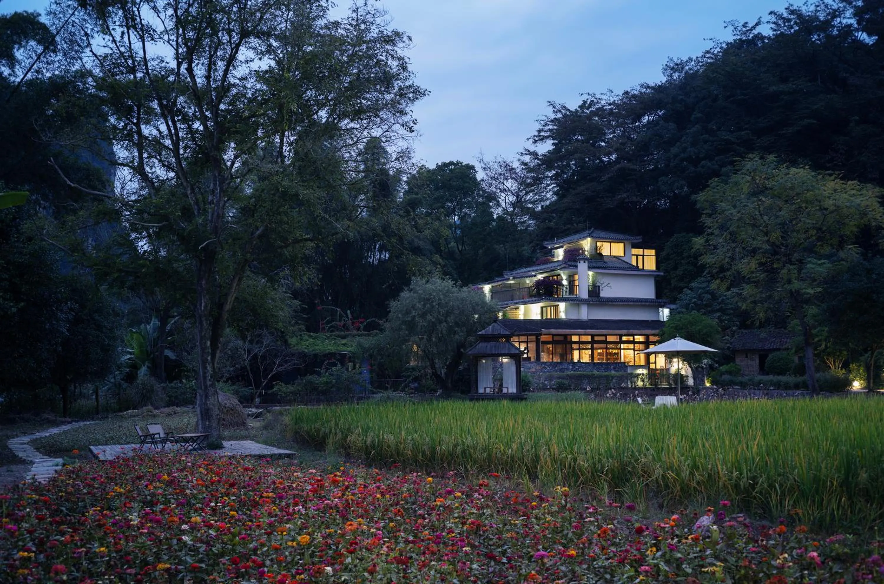 Property building in Yangshuo The Apsara Lodge