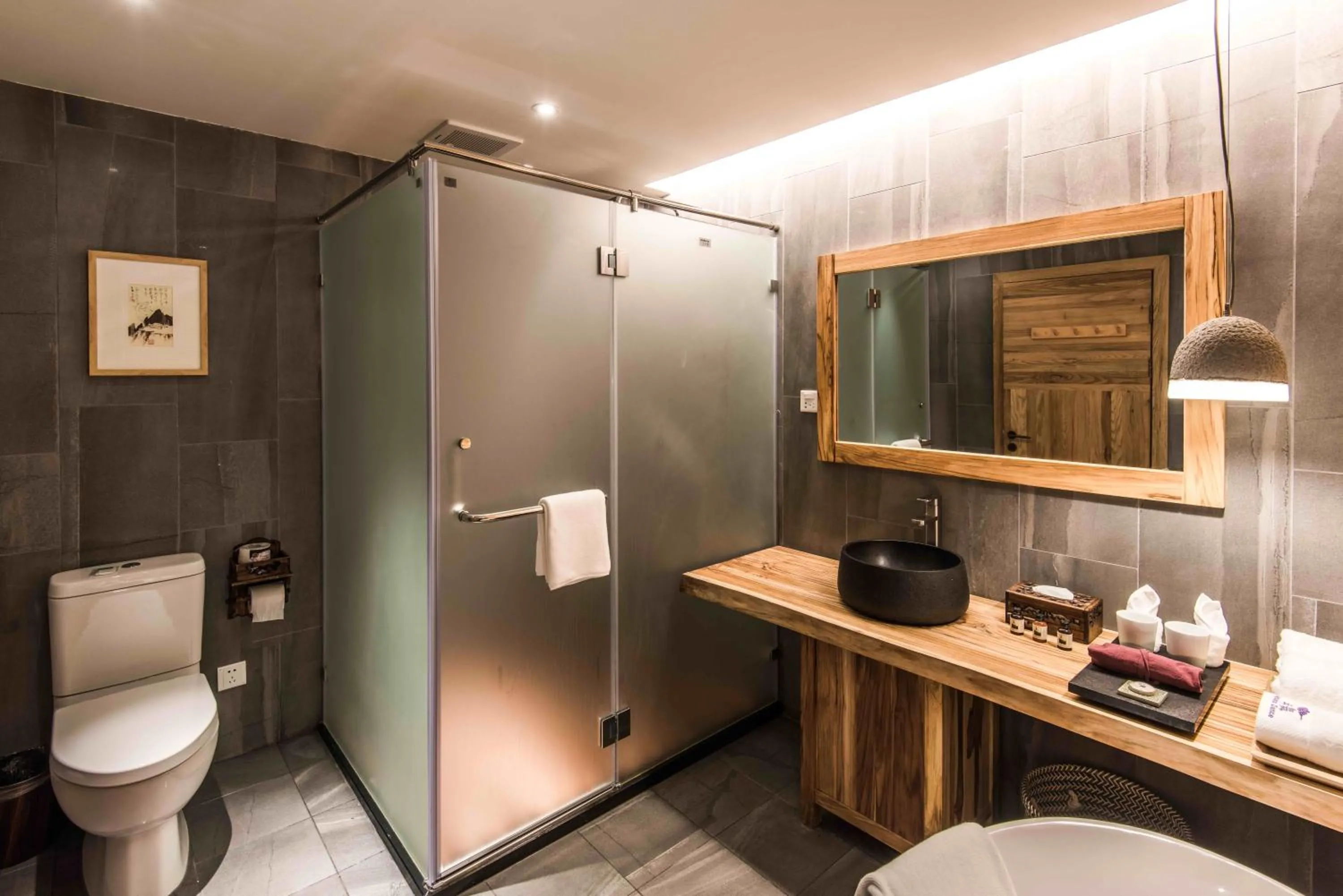 Bathroom in Yangshuo The Apsara Lodge