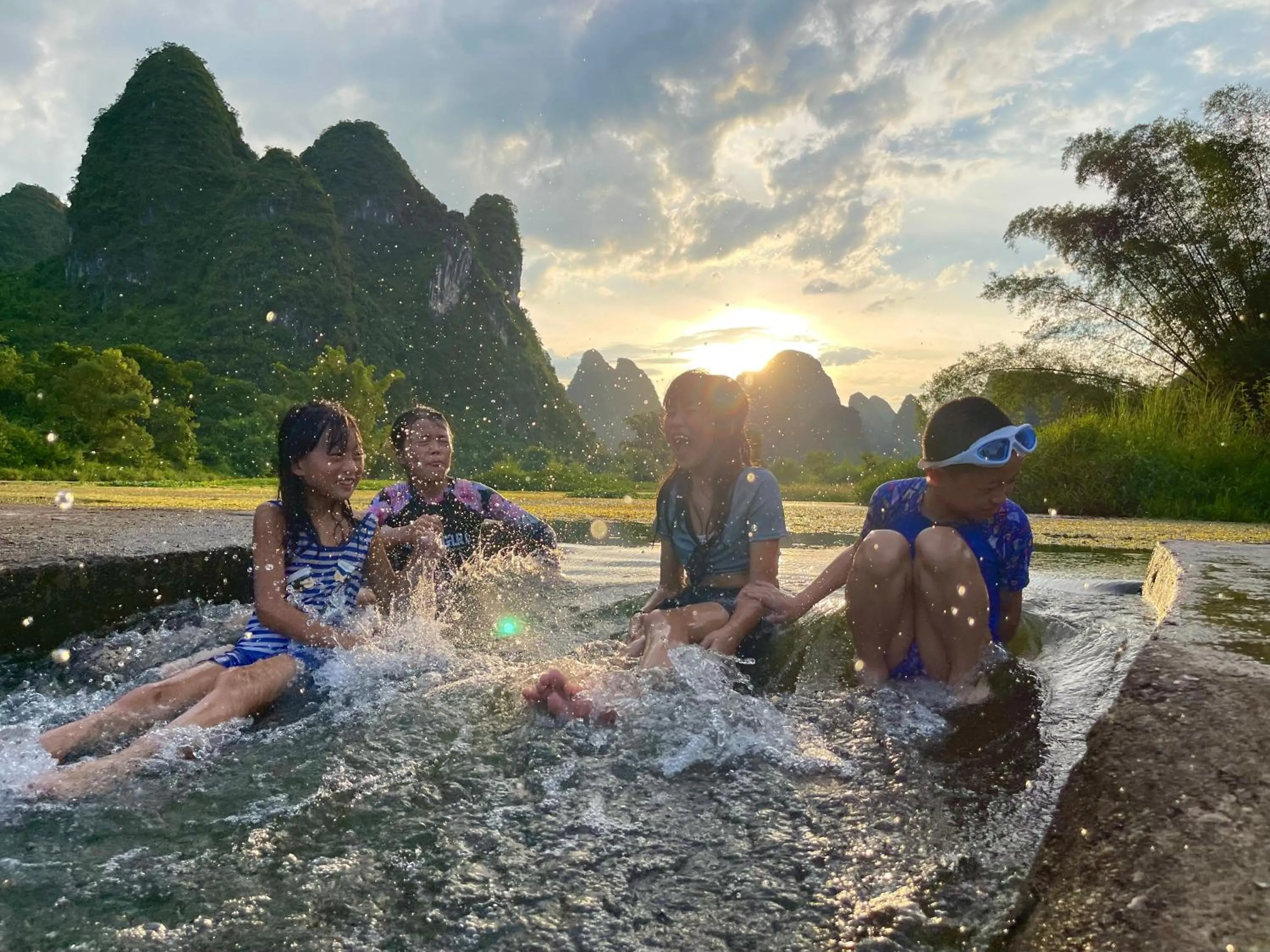 People in Yangshuo The Apsara Lodge