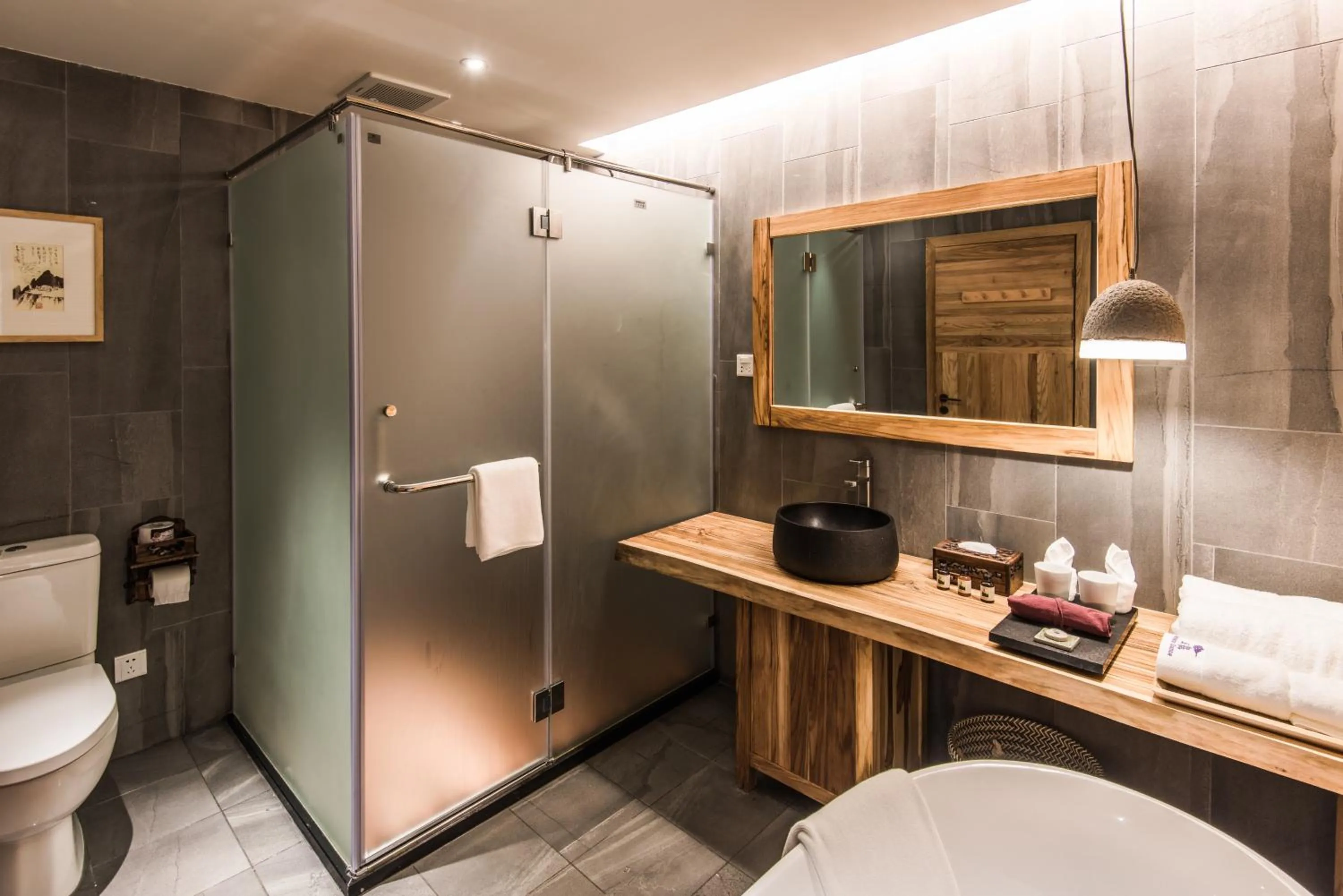 Bathroom in Yangshuo The Apsara Lodge