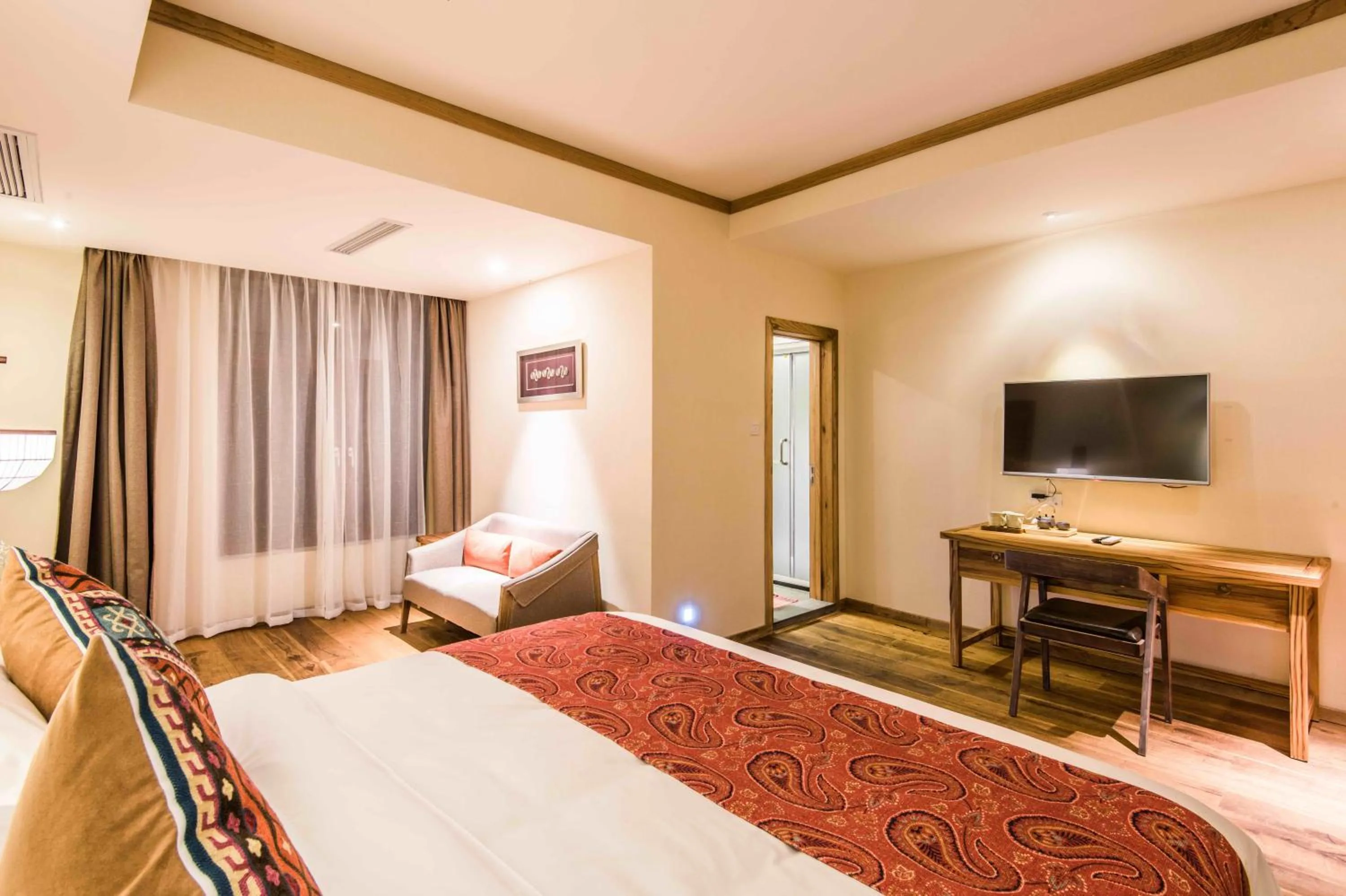 Bedroom, Bed in Yangshuo The Apsara Lodge