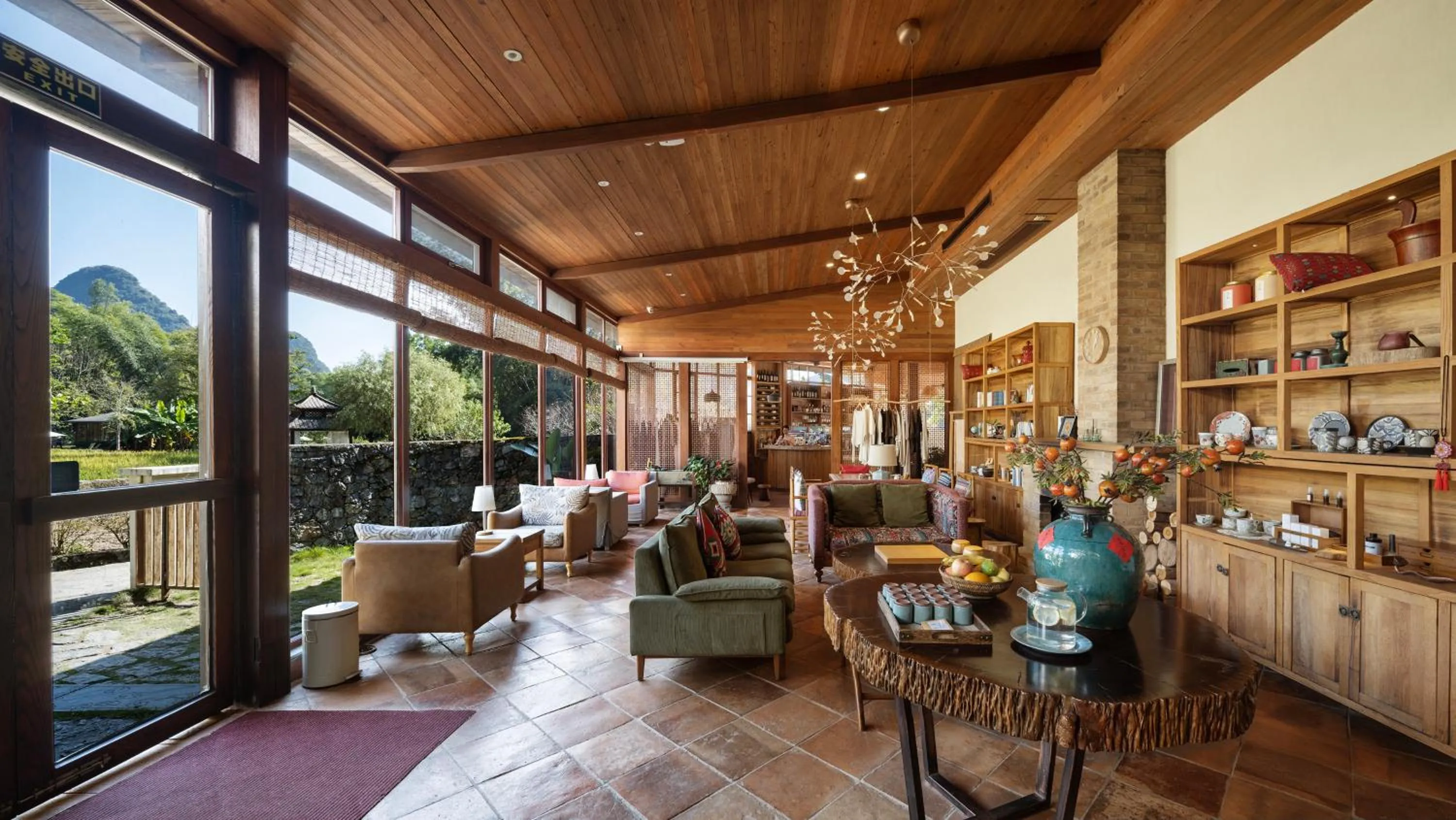 Lobby or reception in Yangshuo The Apsara Lodge