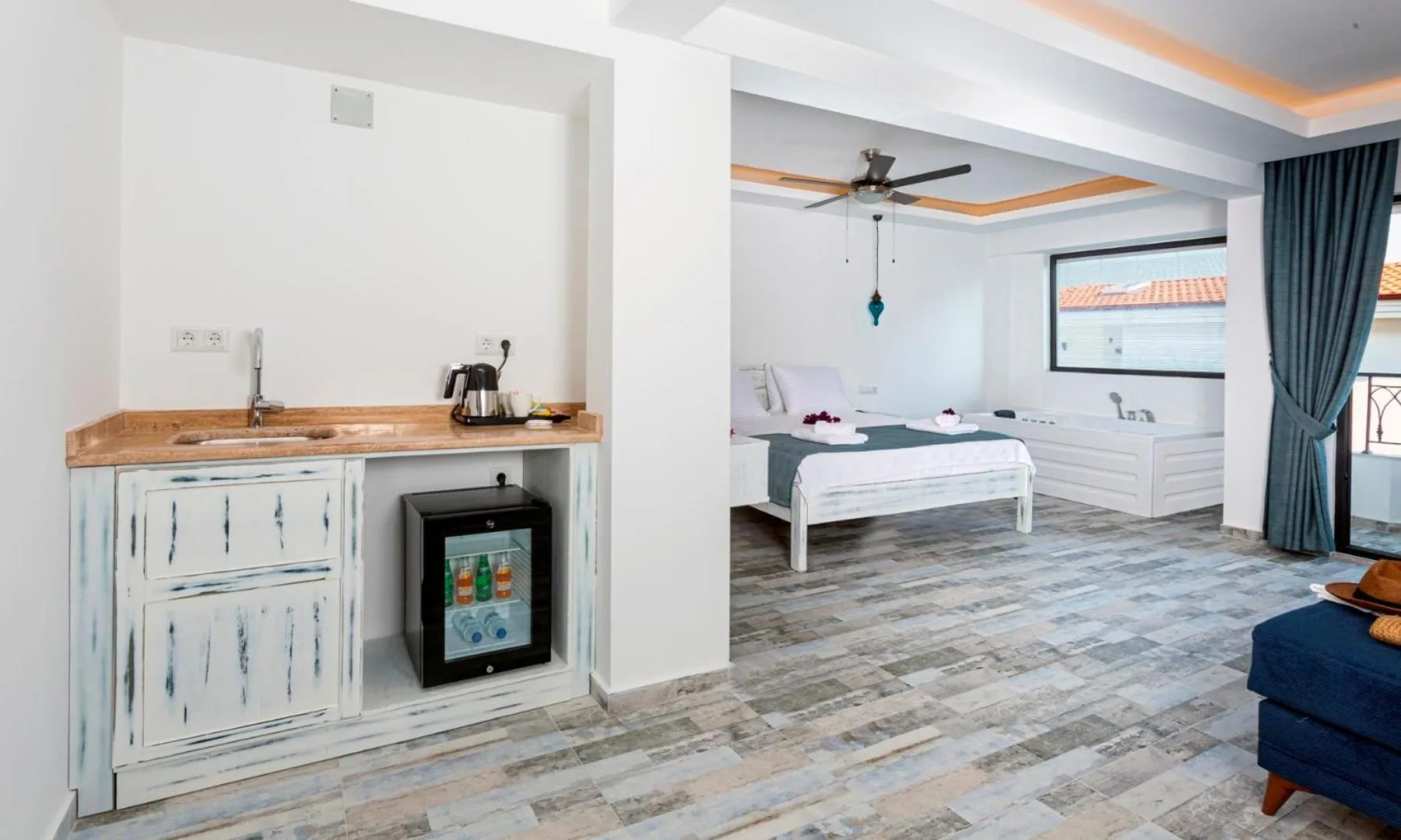 Decorative detail, Bed in Payam Hotel