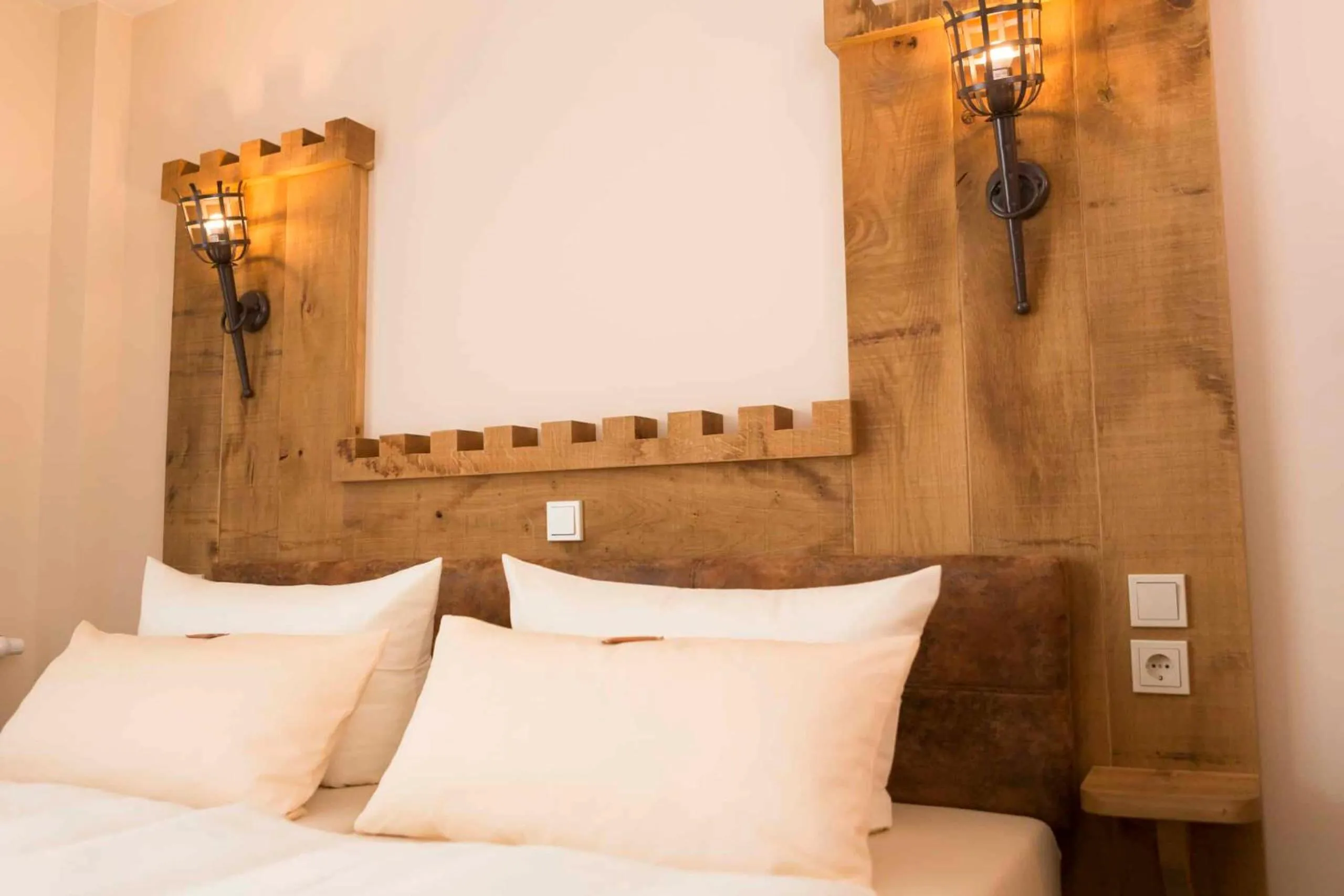 Bed in Hasseröder Burghotel