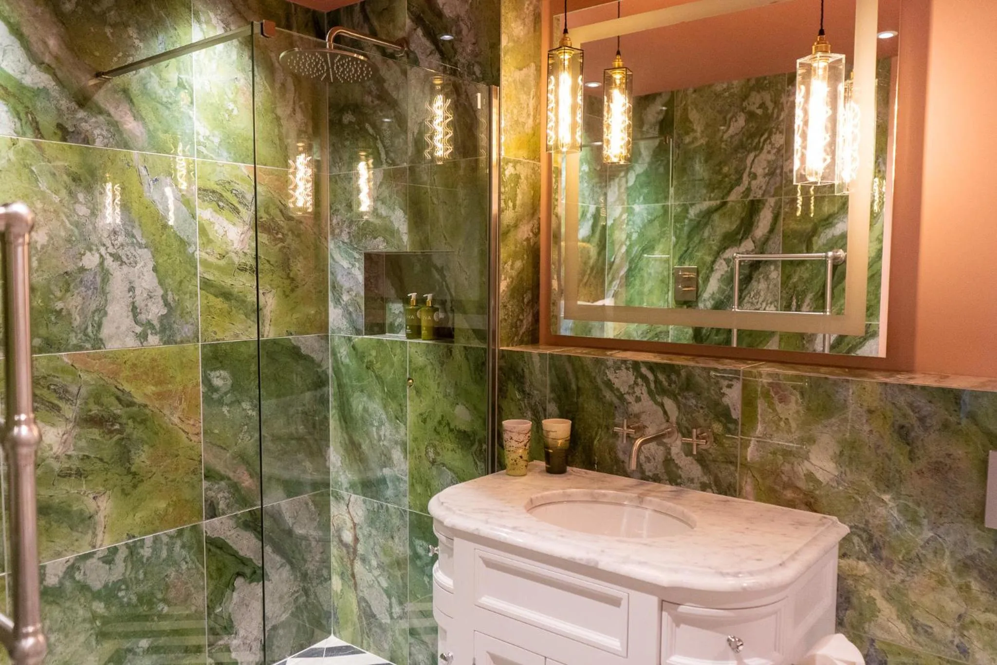 Bathroom in Bishopstrow Hotel and Spa - Small Luxury Hotels of the World