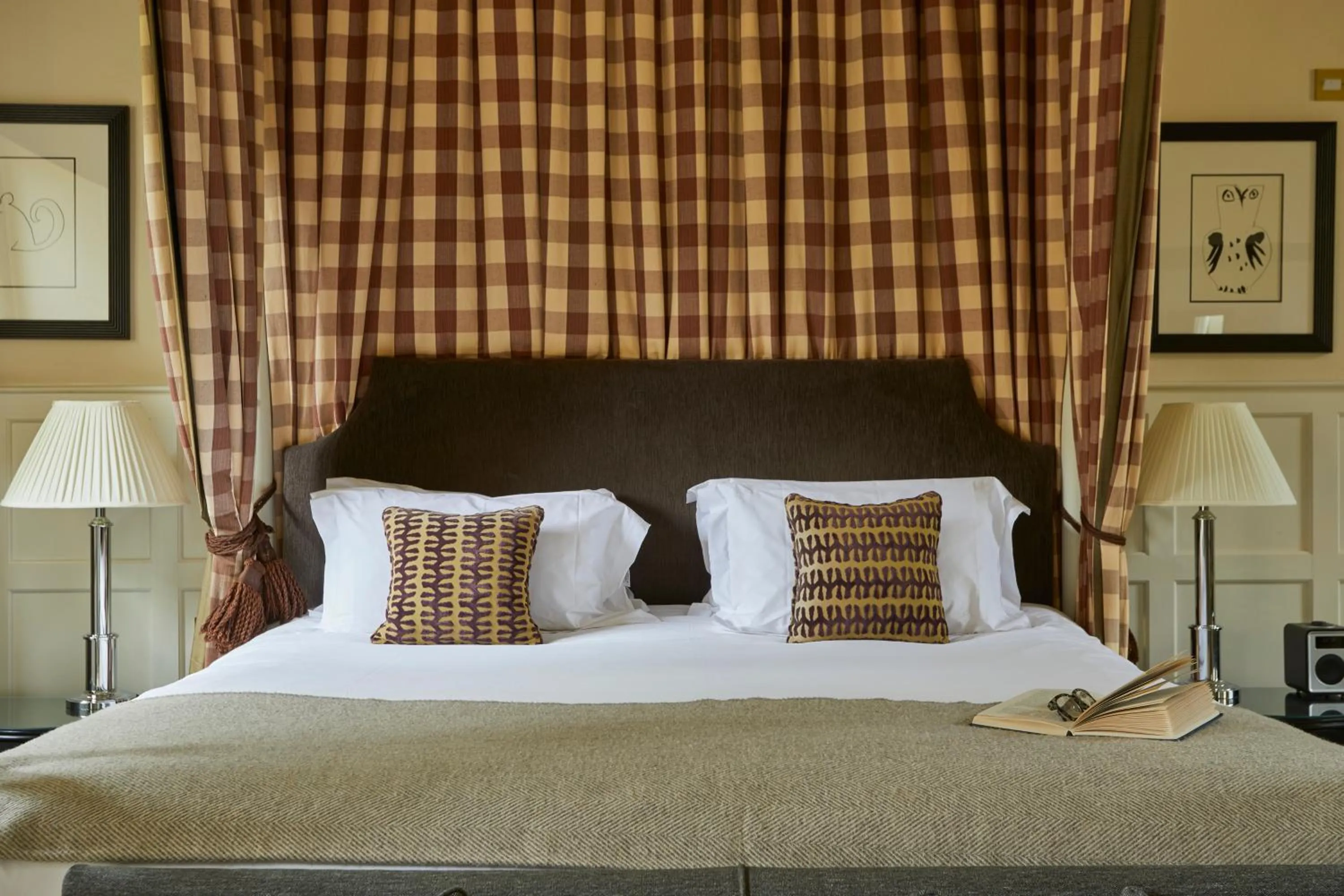 Bedroom, Bed in The Slaughters Manor House