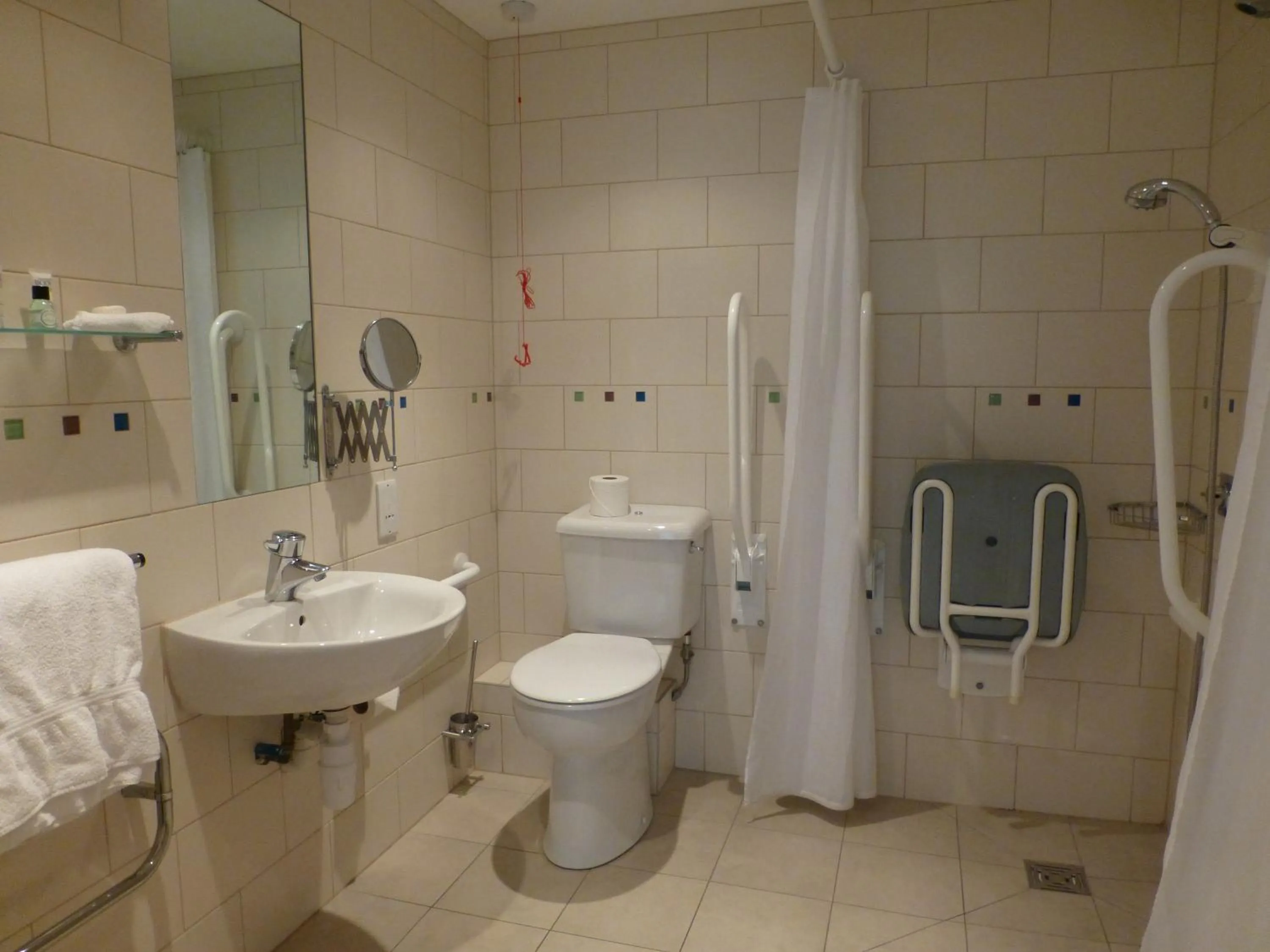 Food and drinks in Liberty Wharf Apartments