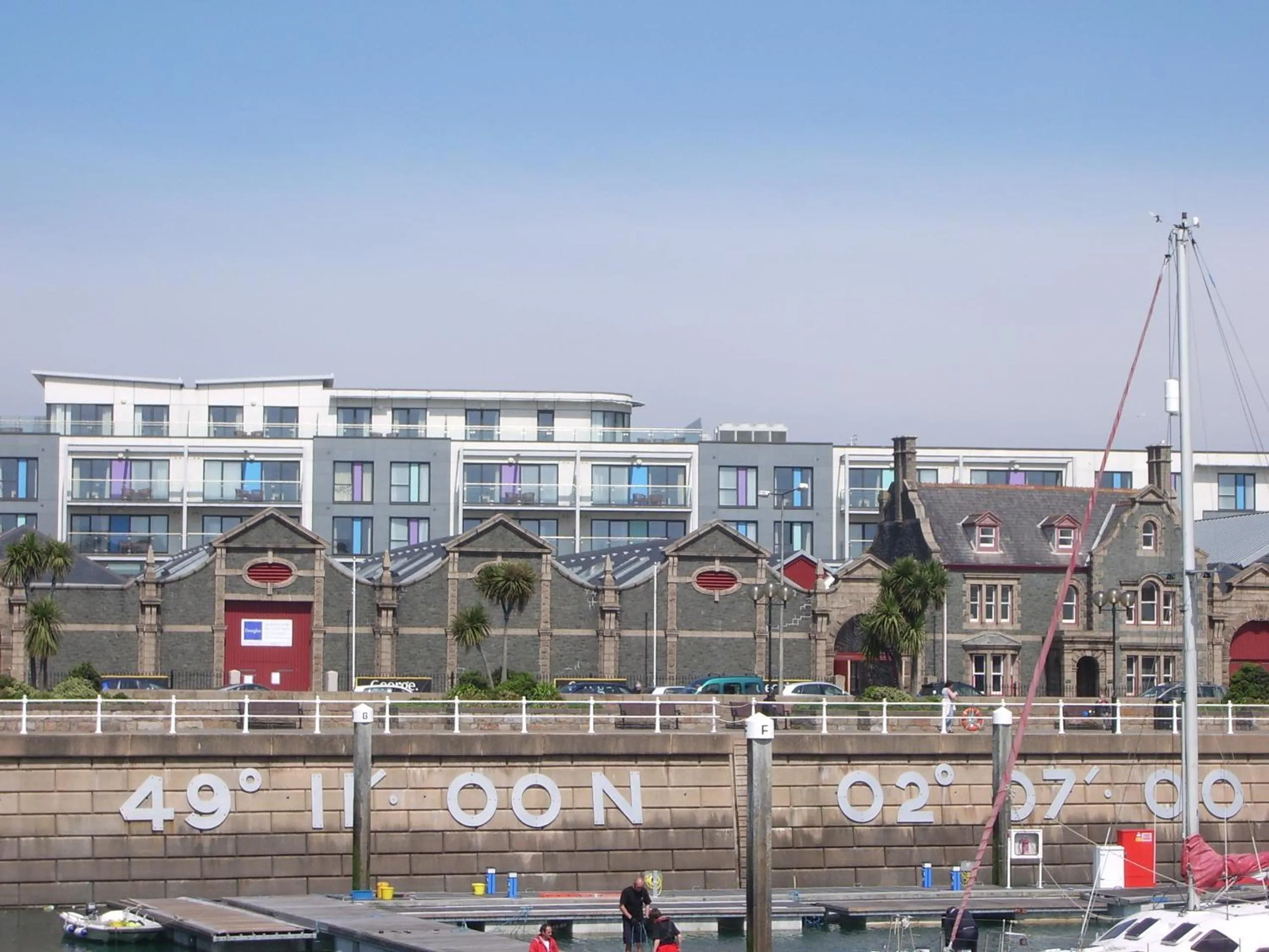 Facade/entrance in Liberty Wharf Apartments