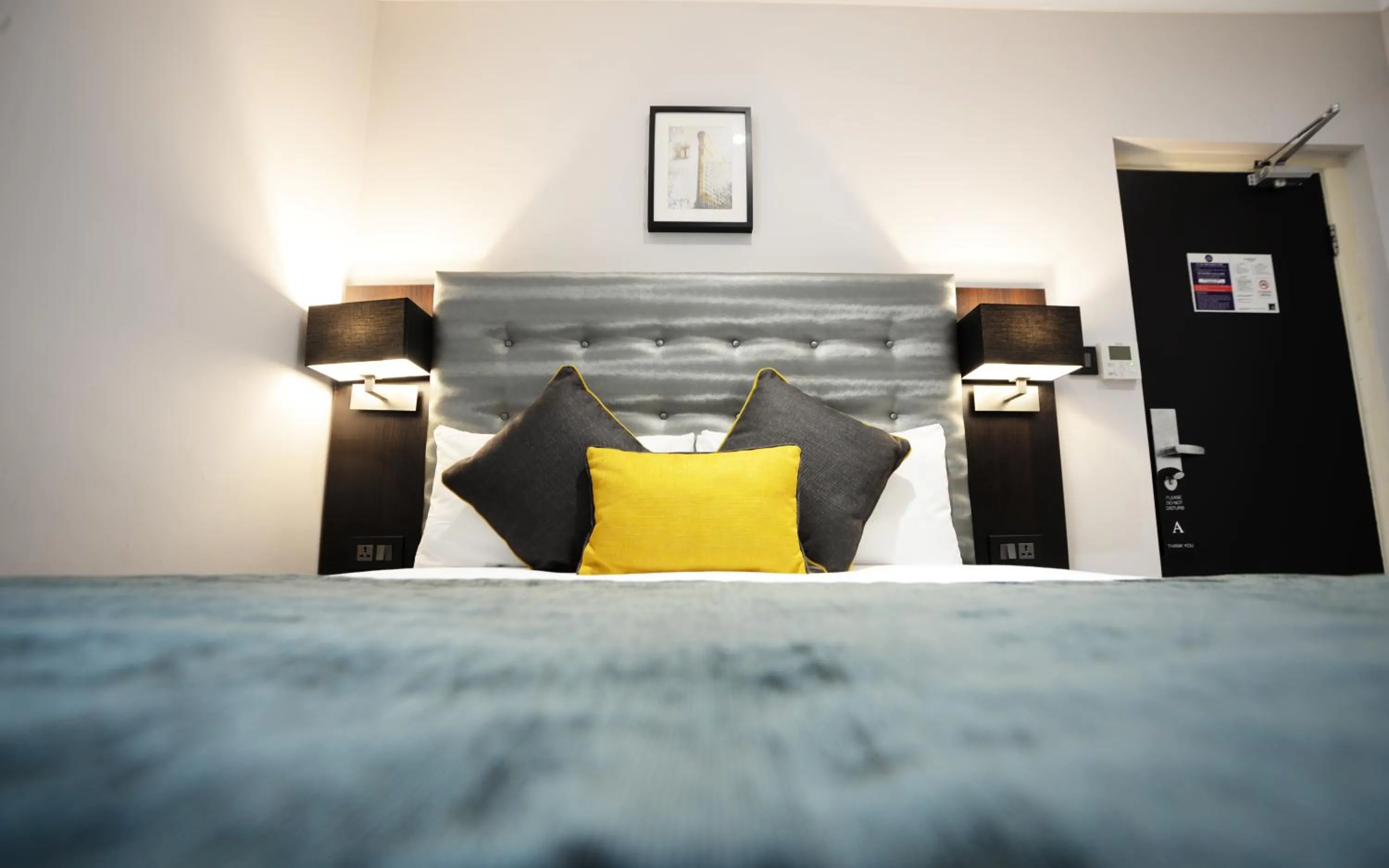 Bedroom, Bed in The 29 London