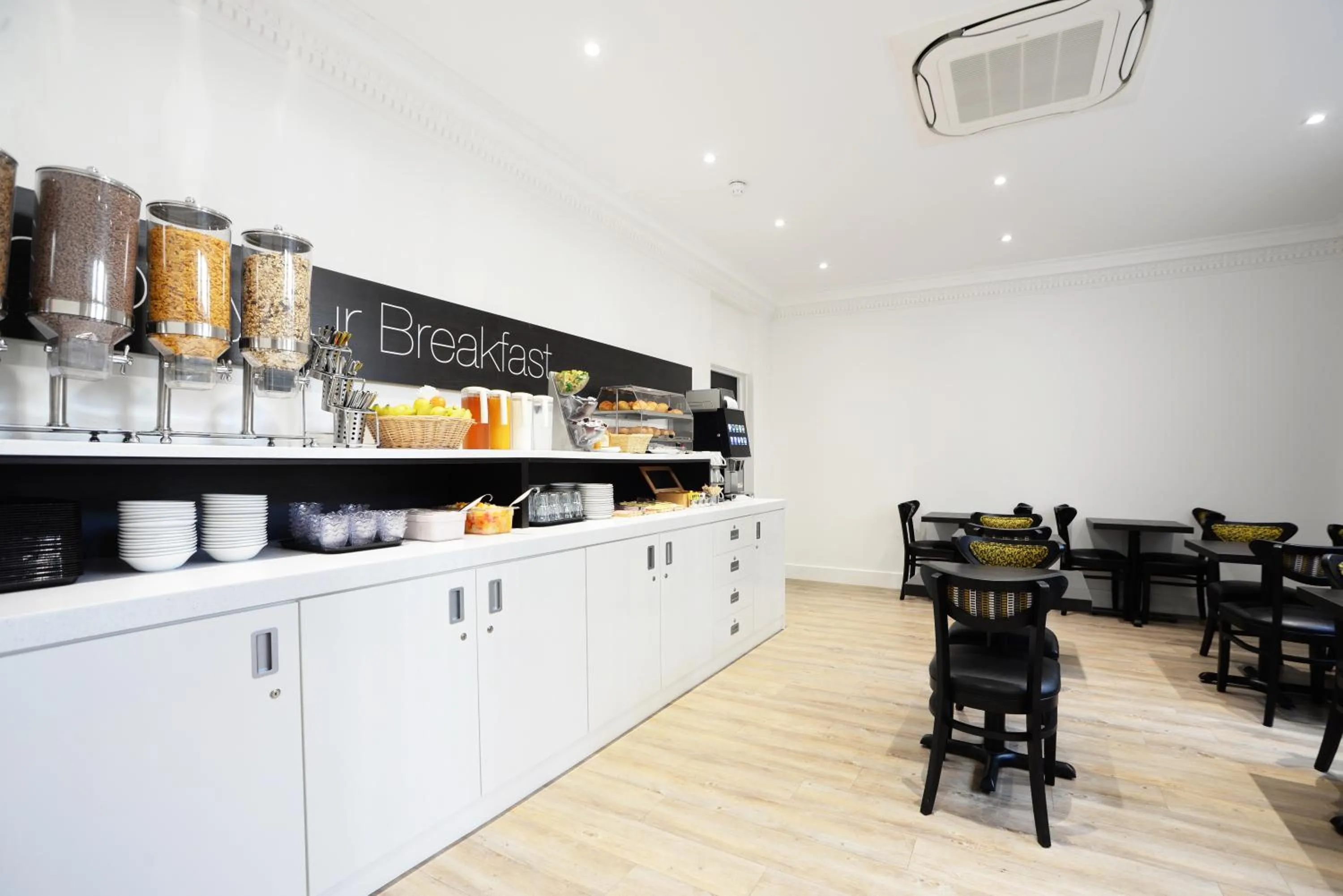 Food and drinks in The 29 London