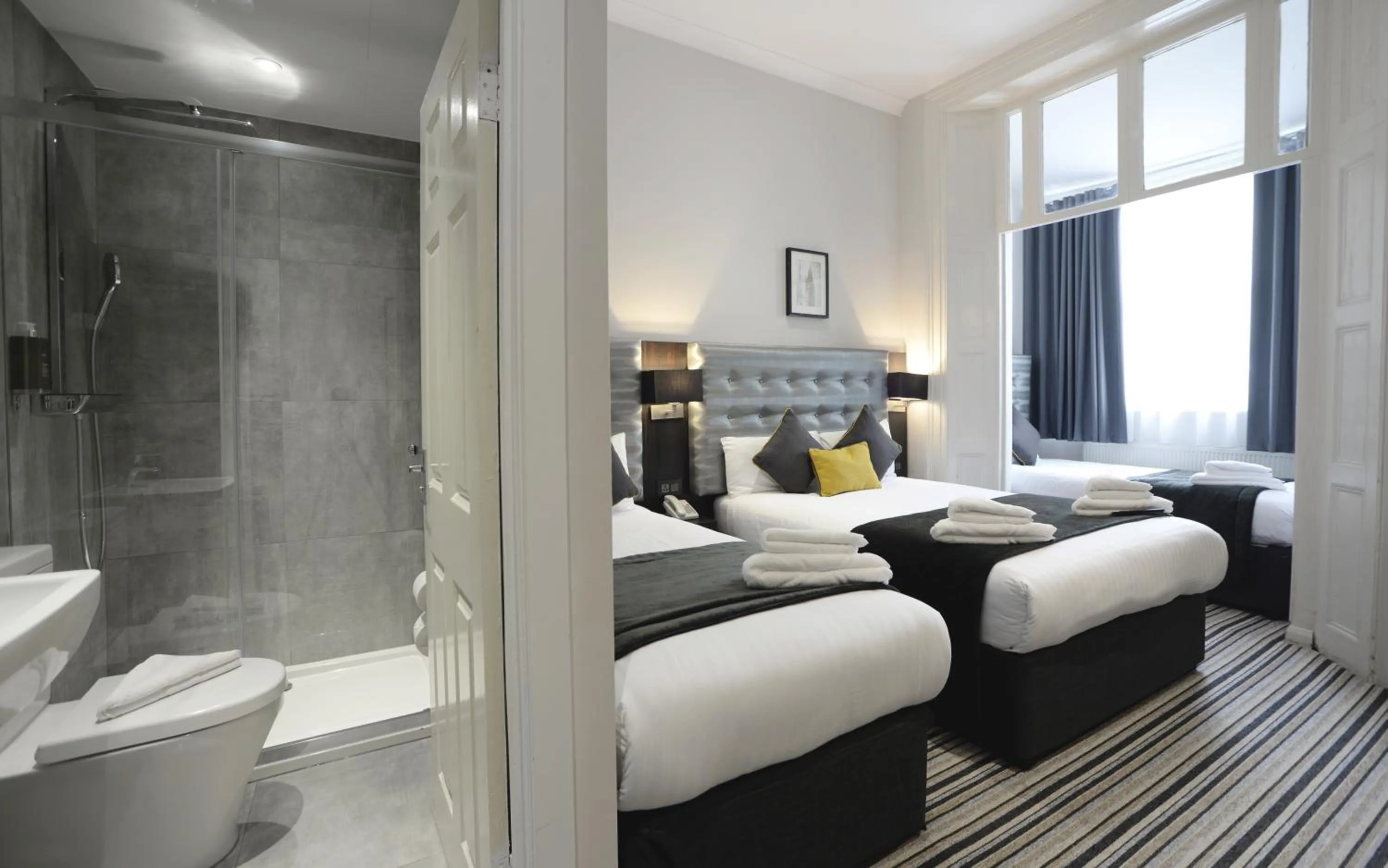 Photo of the whole room, Bed in The 29 London