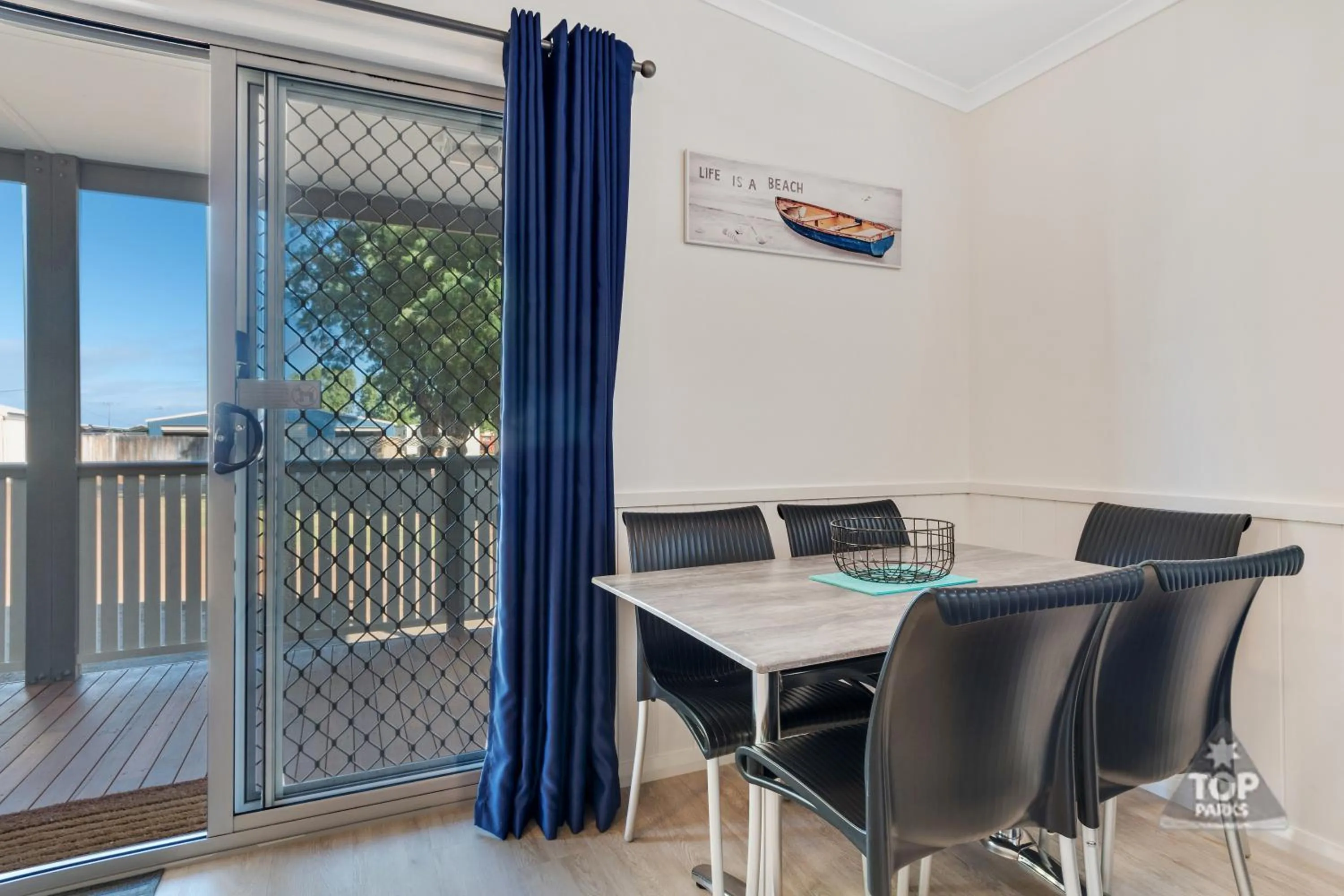 Dining area in Horrocks Beach Caravan Park