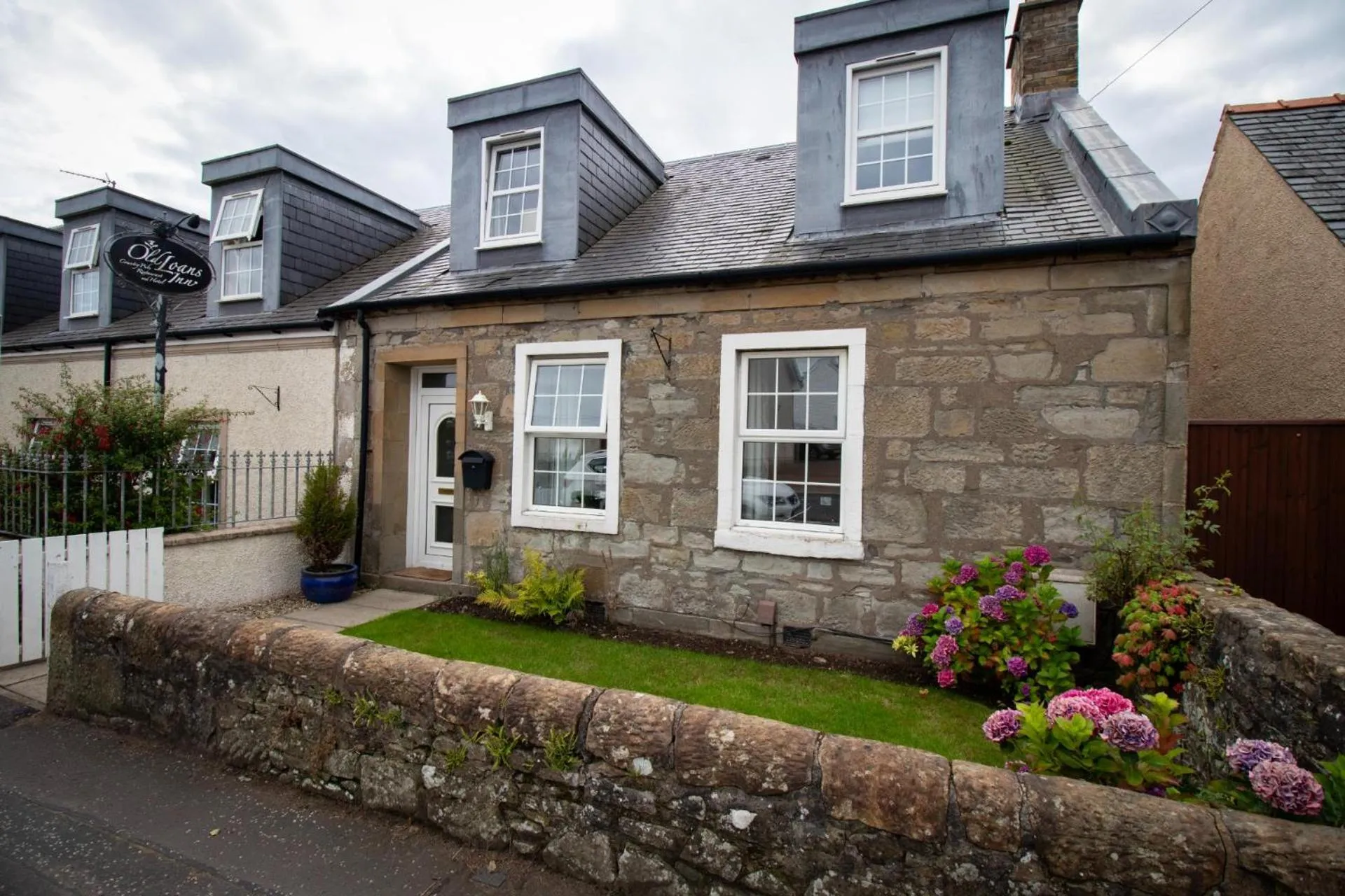 Property building in The Loans Inn