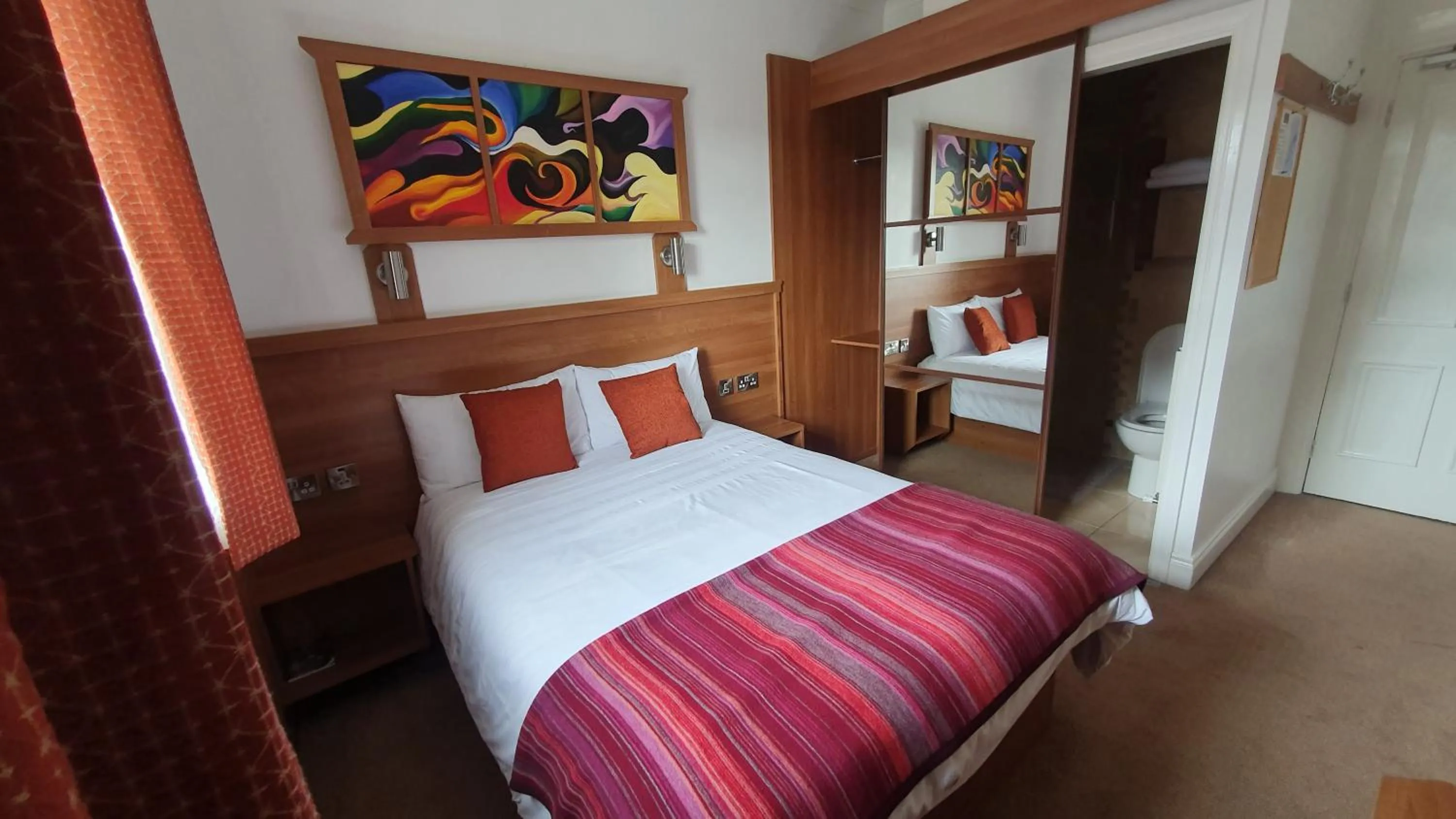 Bedroom, Bed in Rose Park House