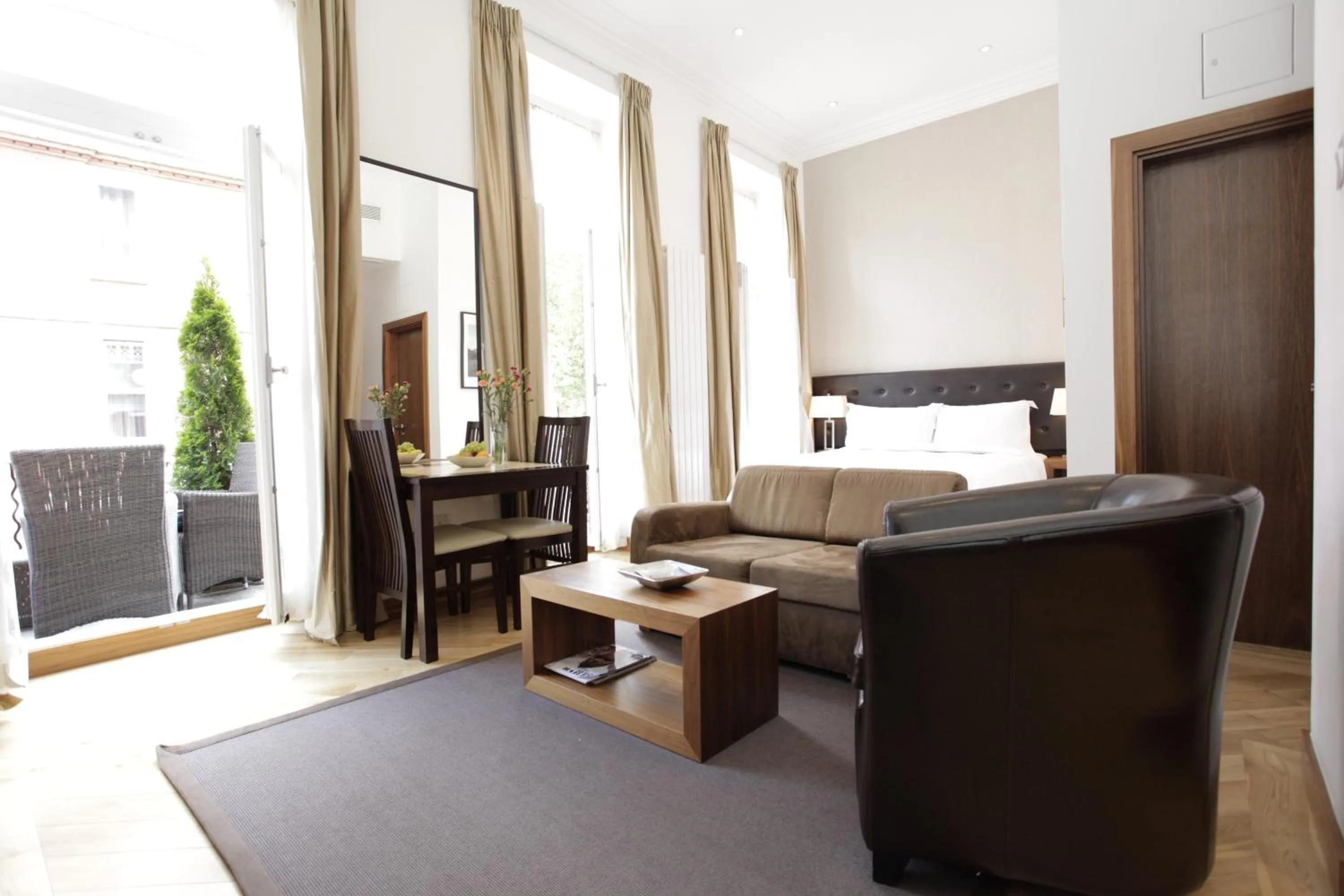 Balcony/Terrace in Presidential Apartments Kensington