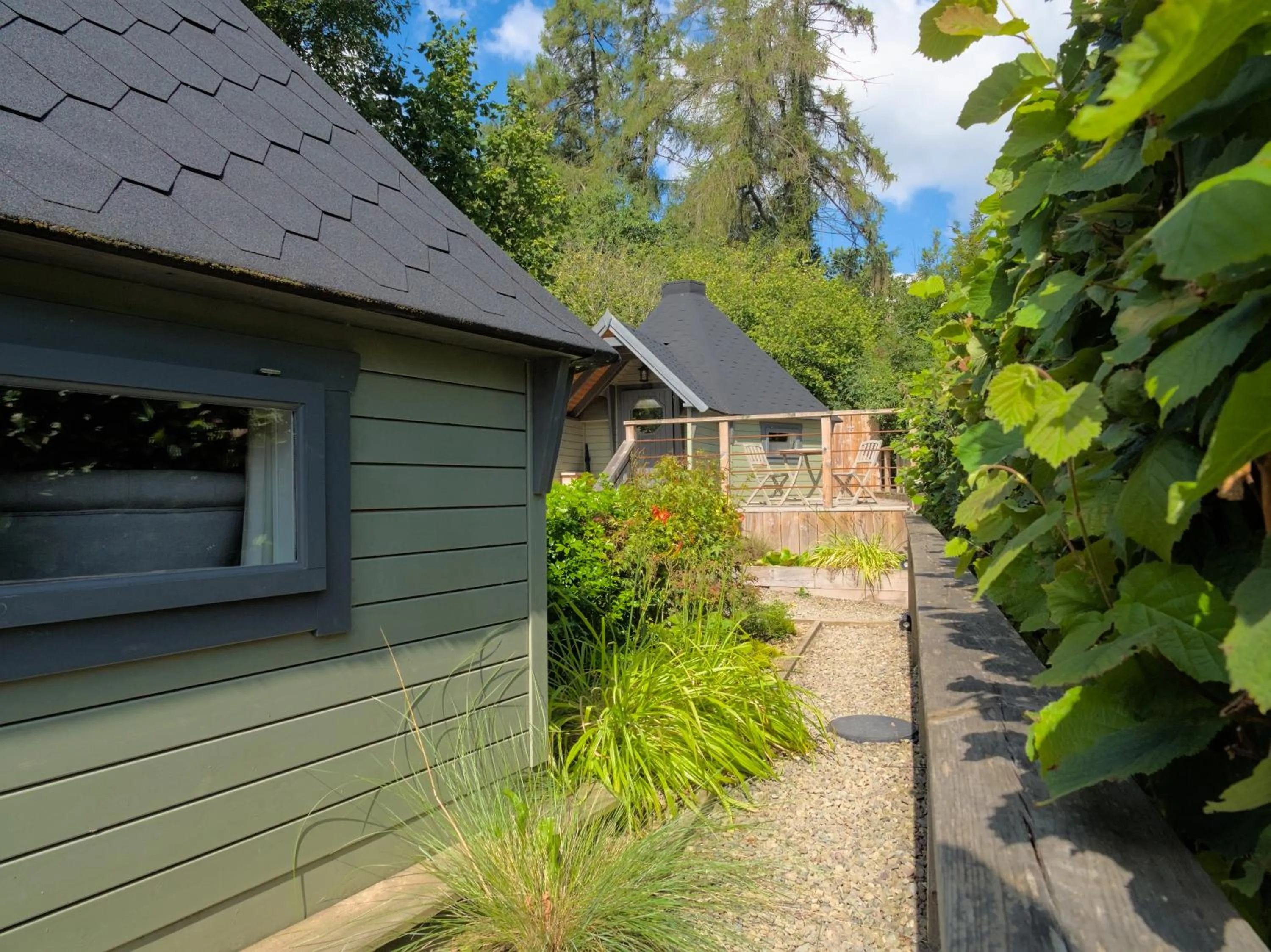 Property building in Riverside Inn, Aymestrey