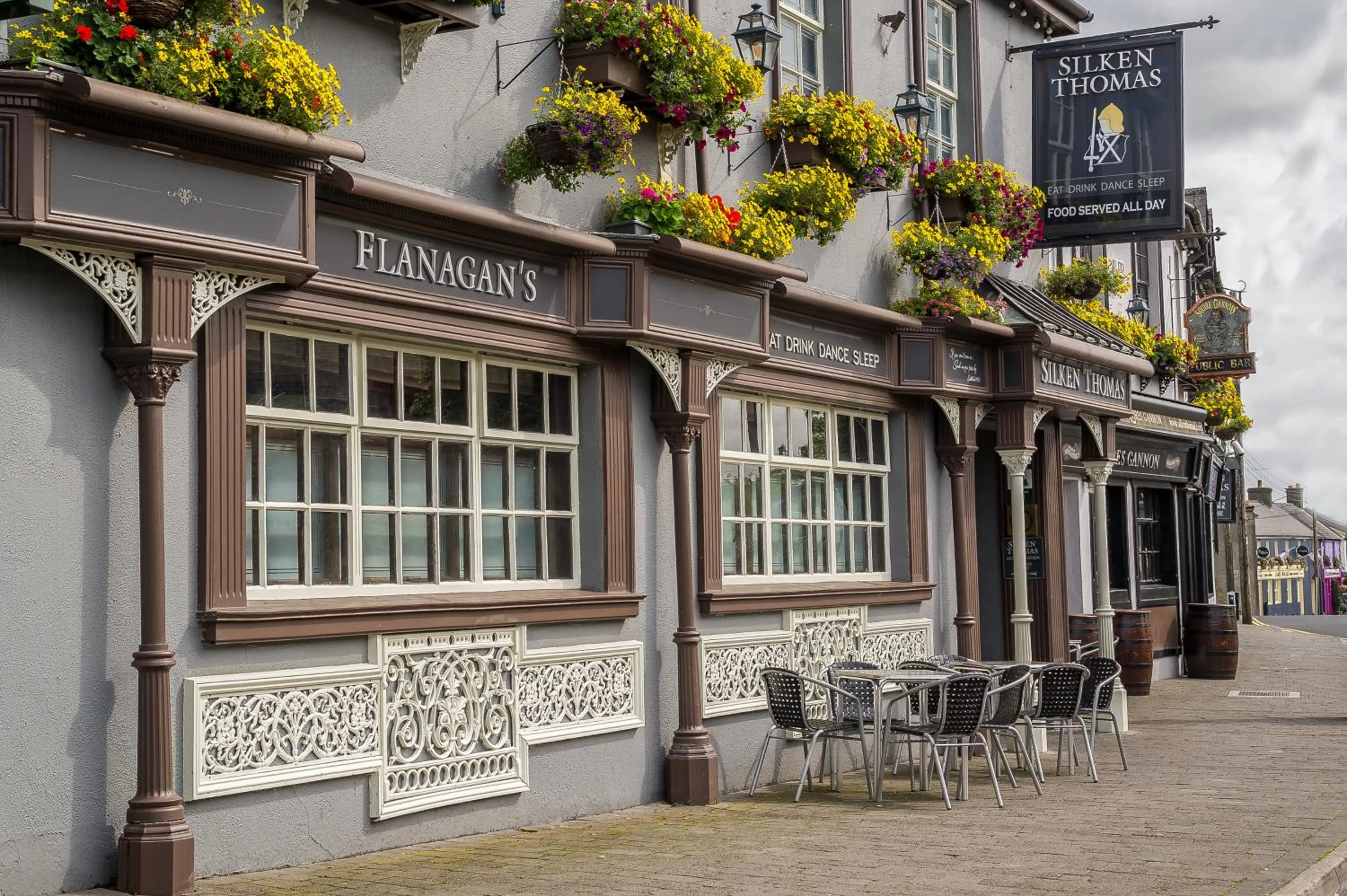 Facade/entrance in Silken Thomas Accommodation