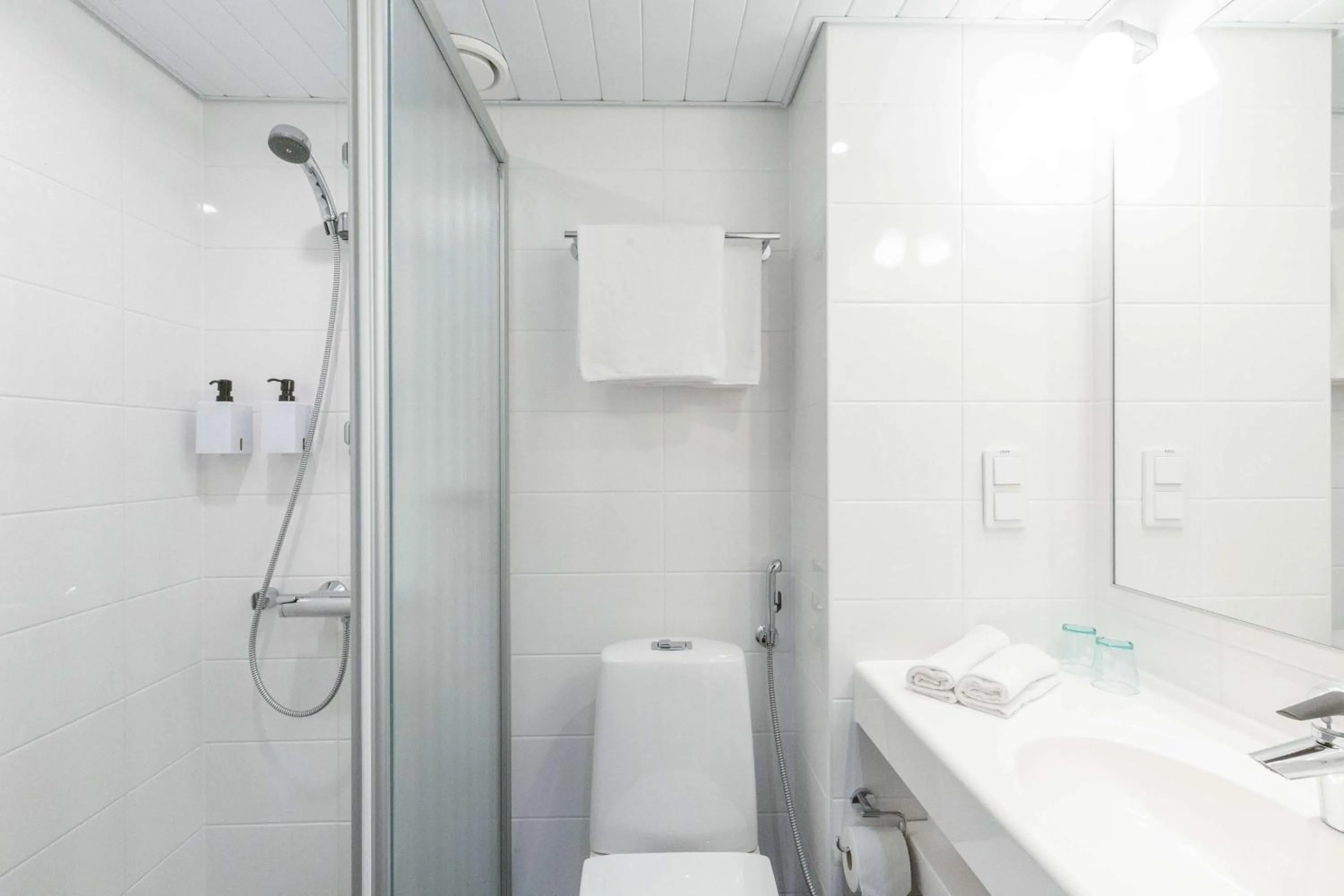 Bathroom in Scandic Rauma