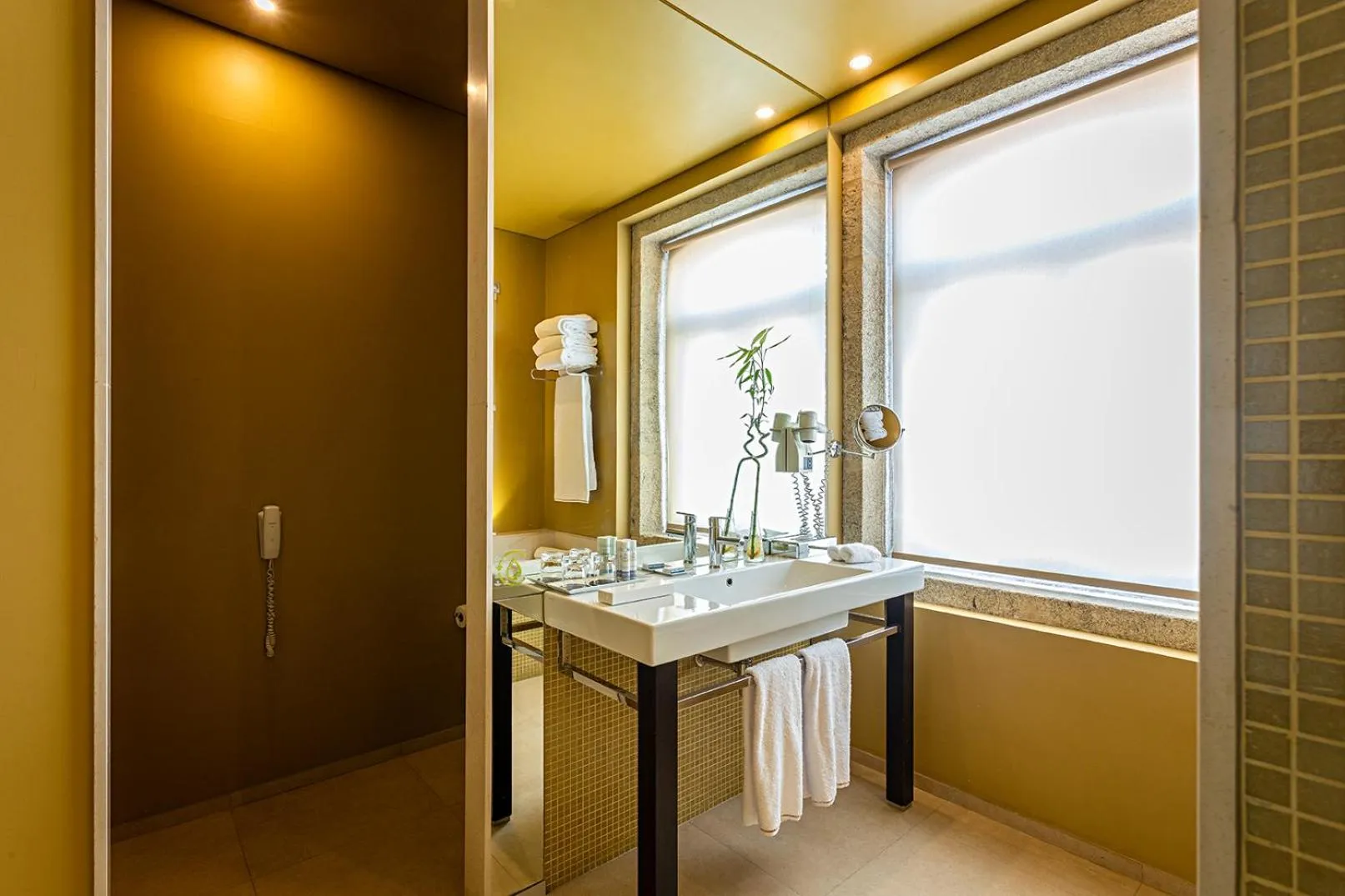 Bathroom in Pestana Palacio do Freixo, Pousada & National Monument - The Leading Hotels of the World