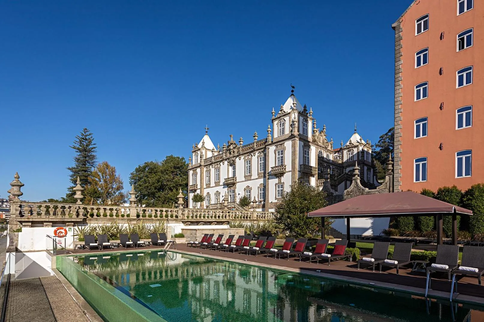 Swimming pool in Pestana Palacio do Freixo, Pousada & National Monument - The Leading Hotels of the World