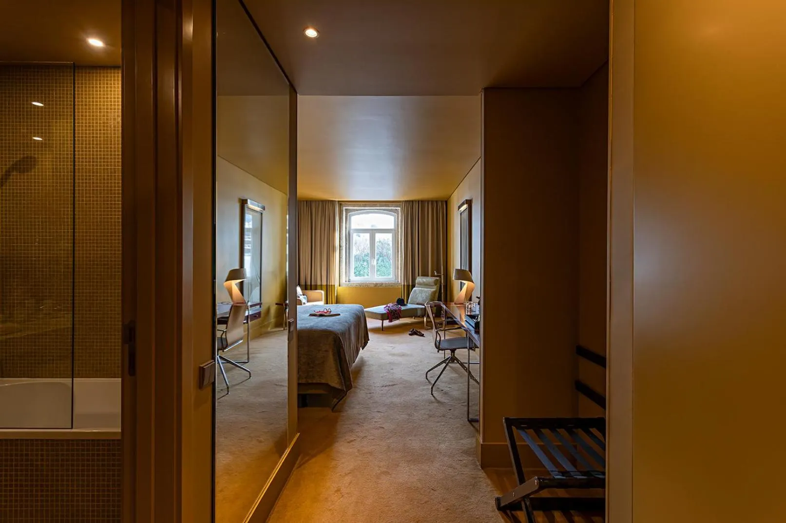 Bedroom in Pestana Palacio do Freixo, Pousada & National Monument - The Leading Hotels of the World