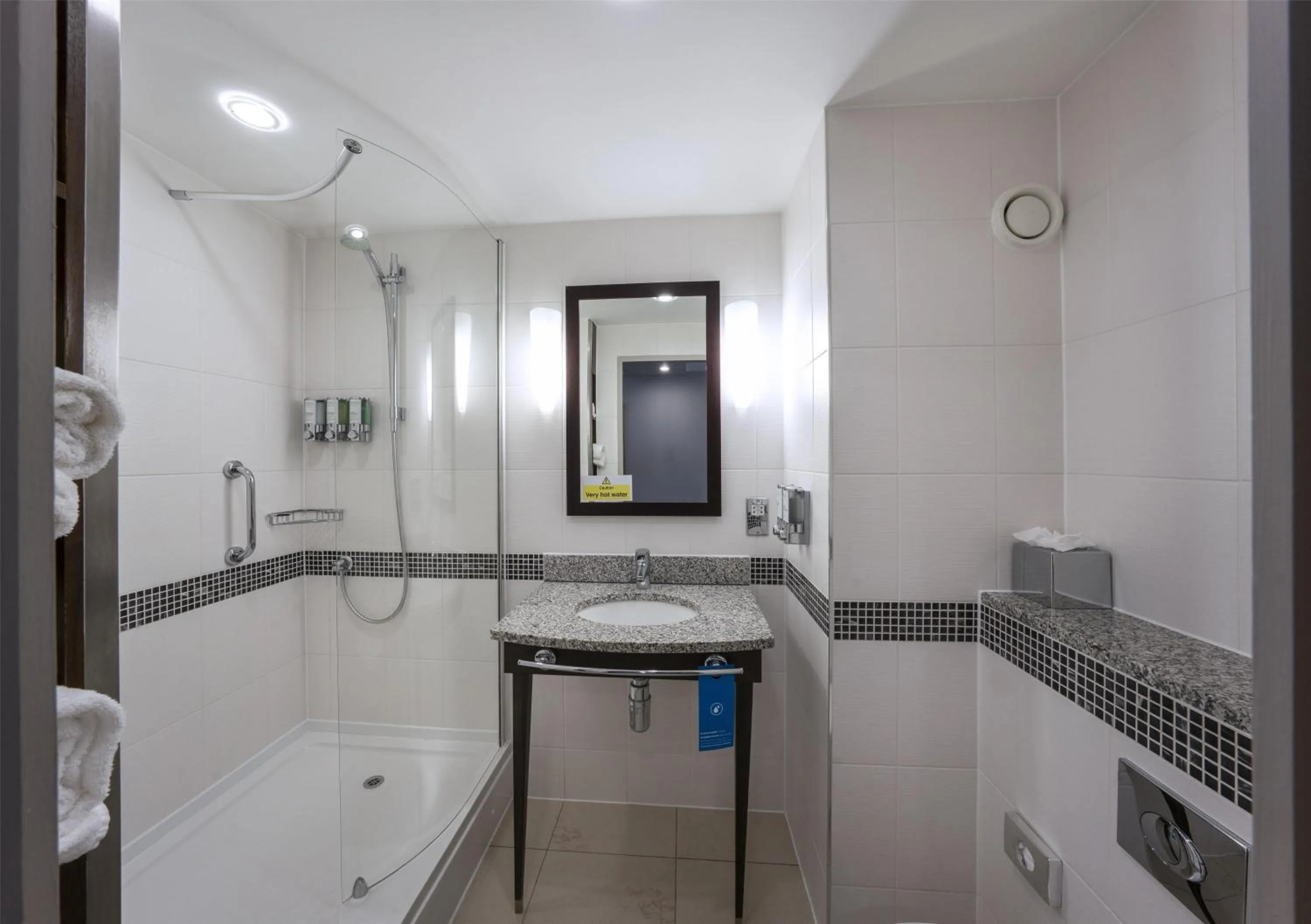 Bathroom in Hampton by Hilton Liverpool John Lennon Airport