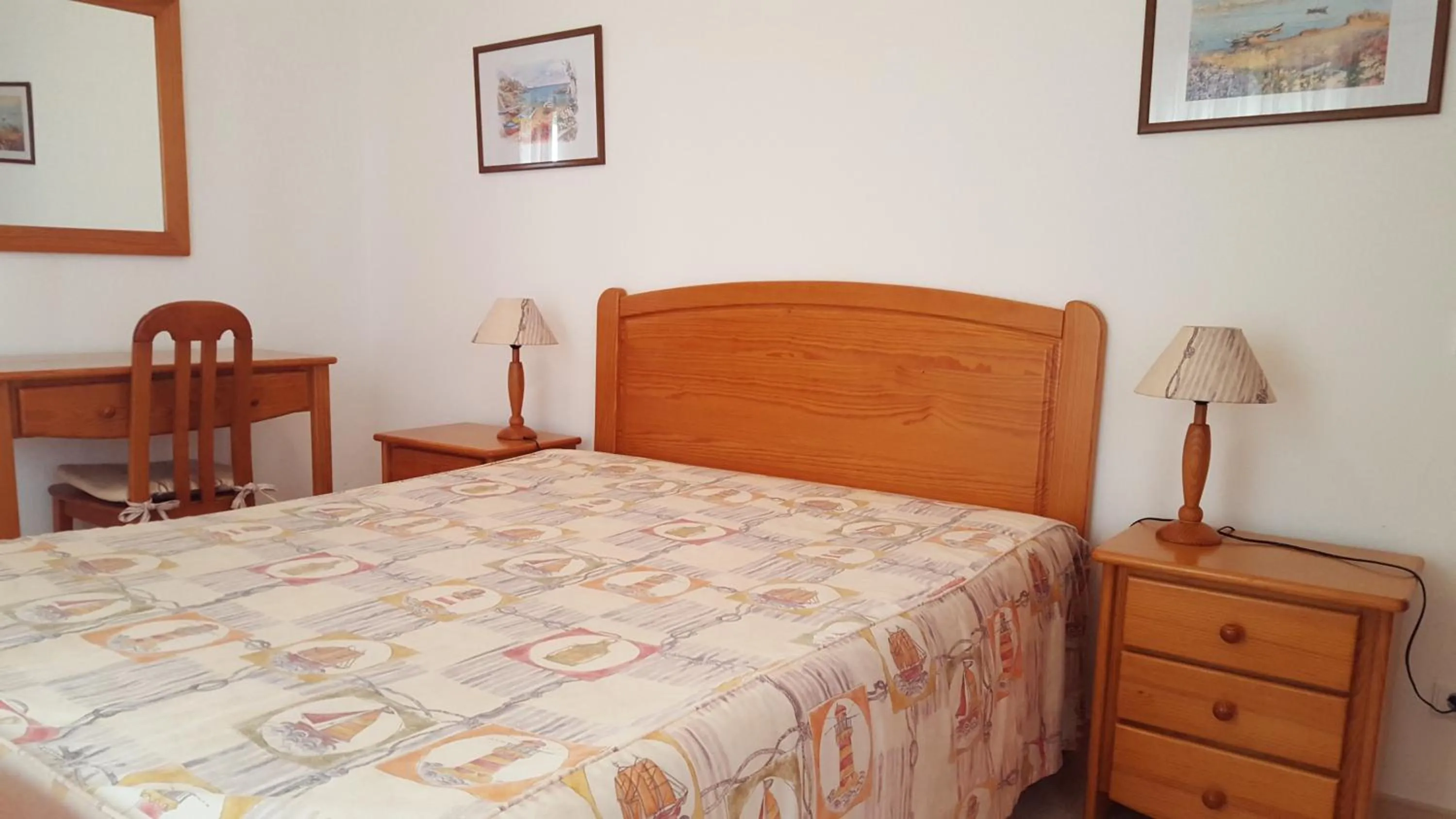 Bedroom, Bed in Clube Meia Praia