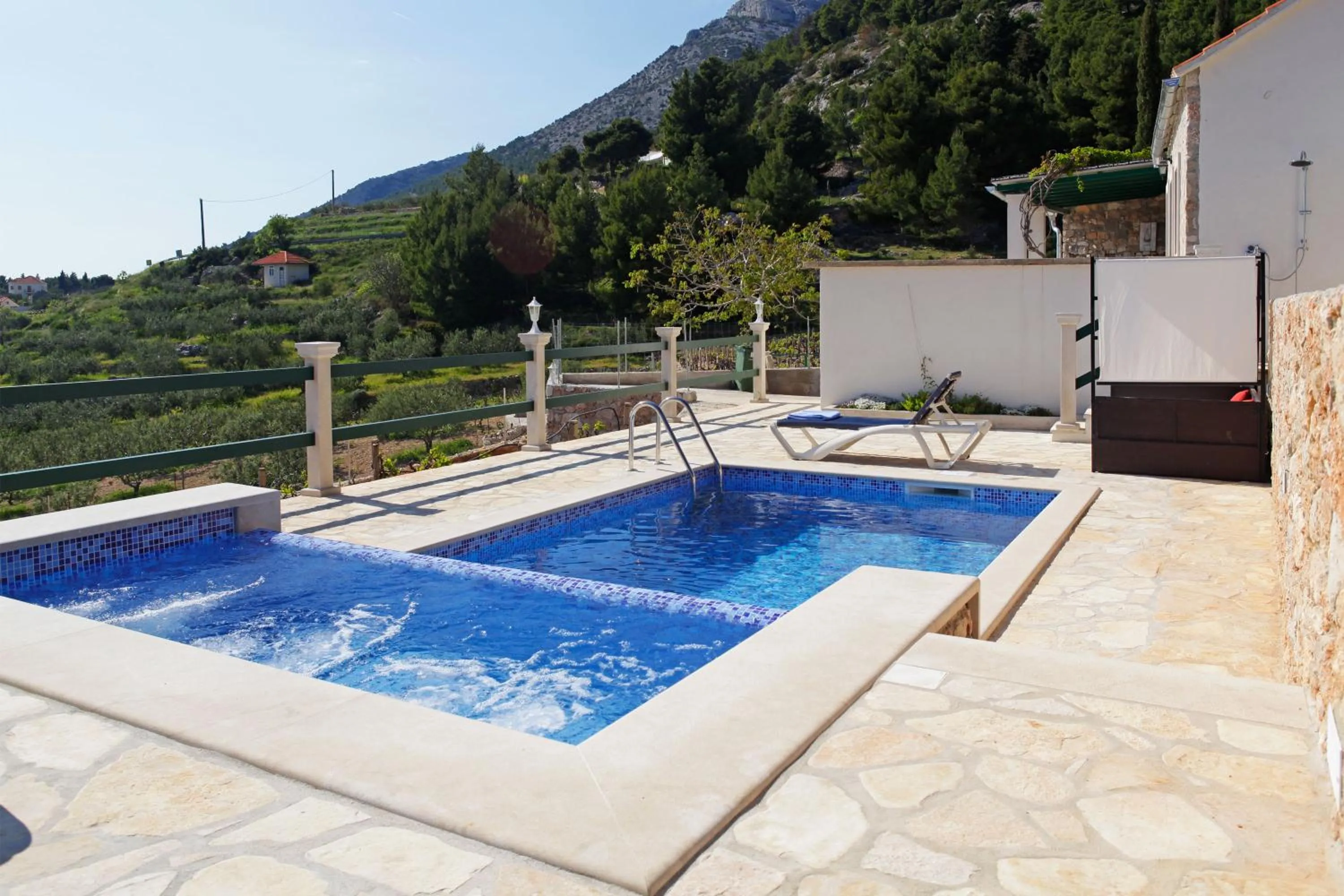 Pool view in Holiday home Nina