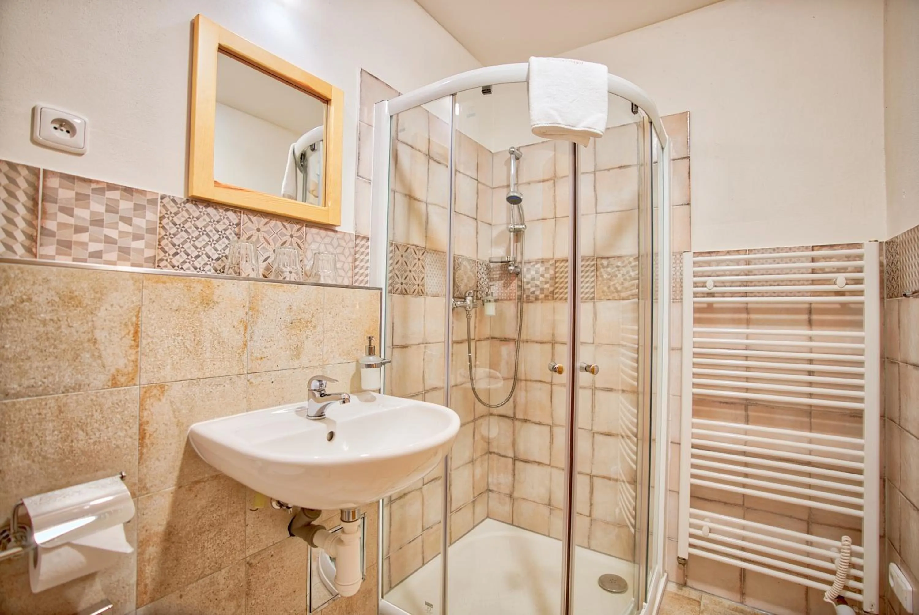 Shower in Penzion Pivnice - Jítravský Dvorec