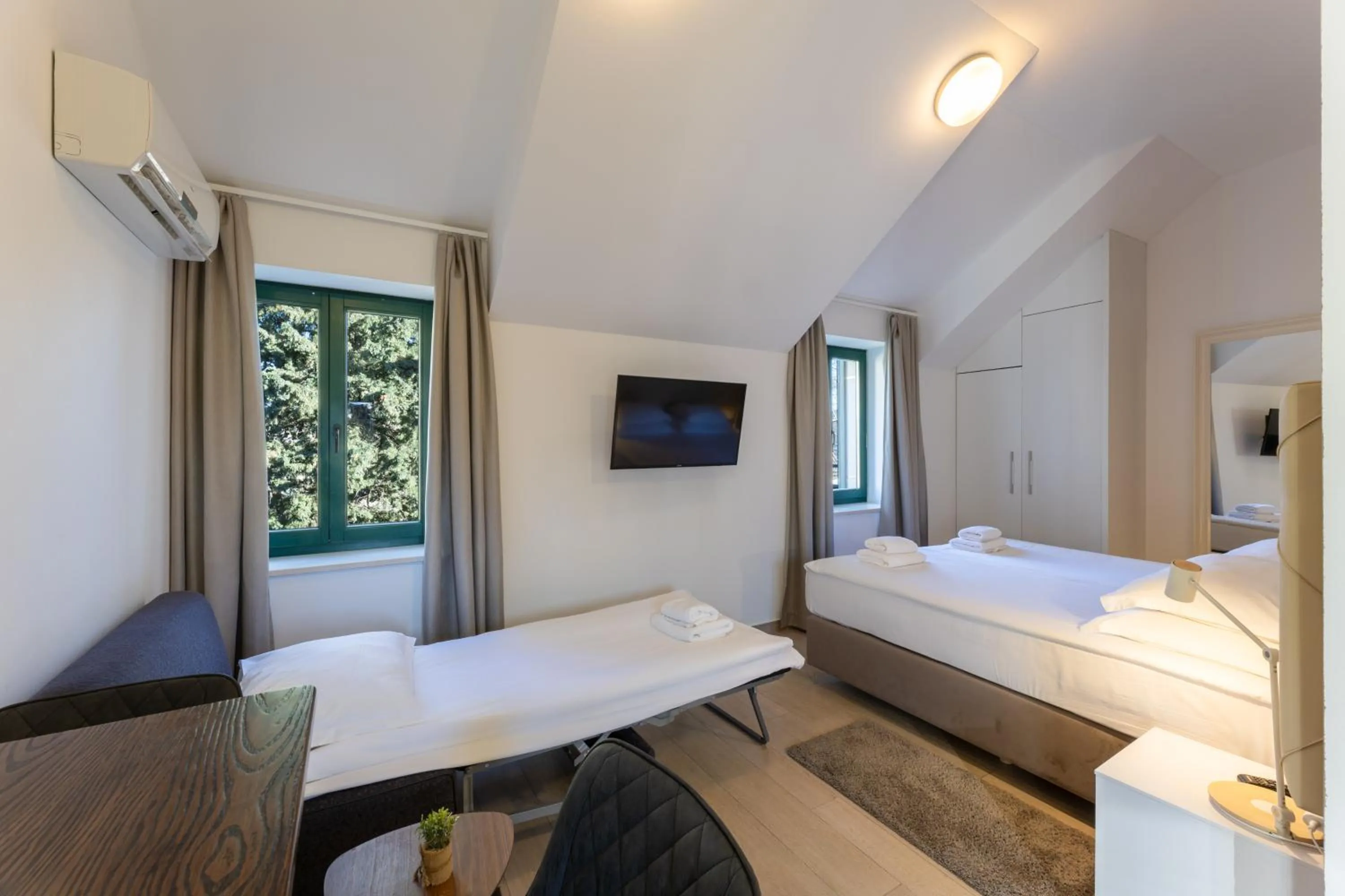 Bed in Apartments Korta