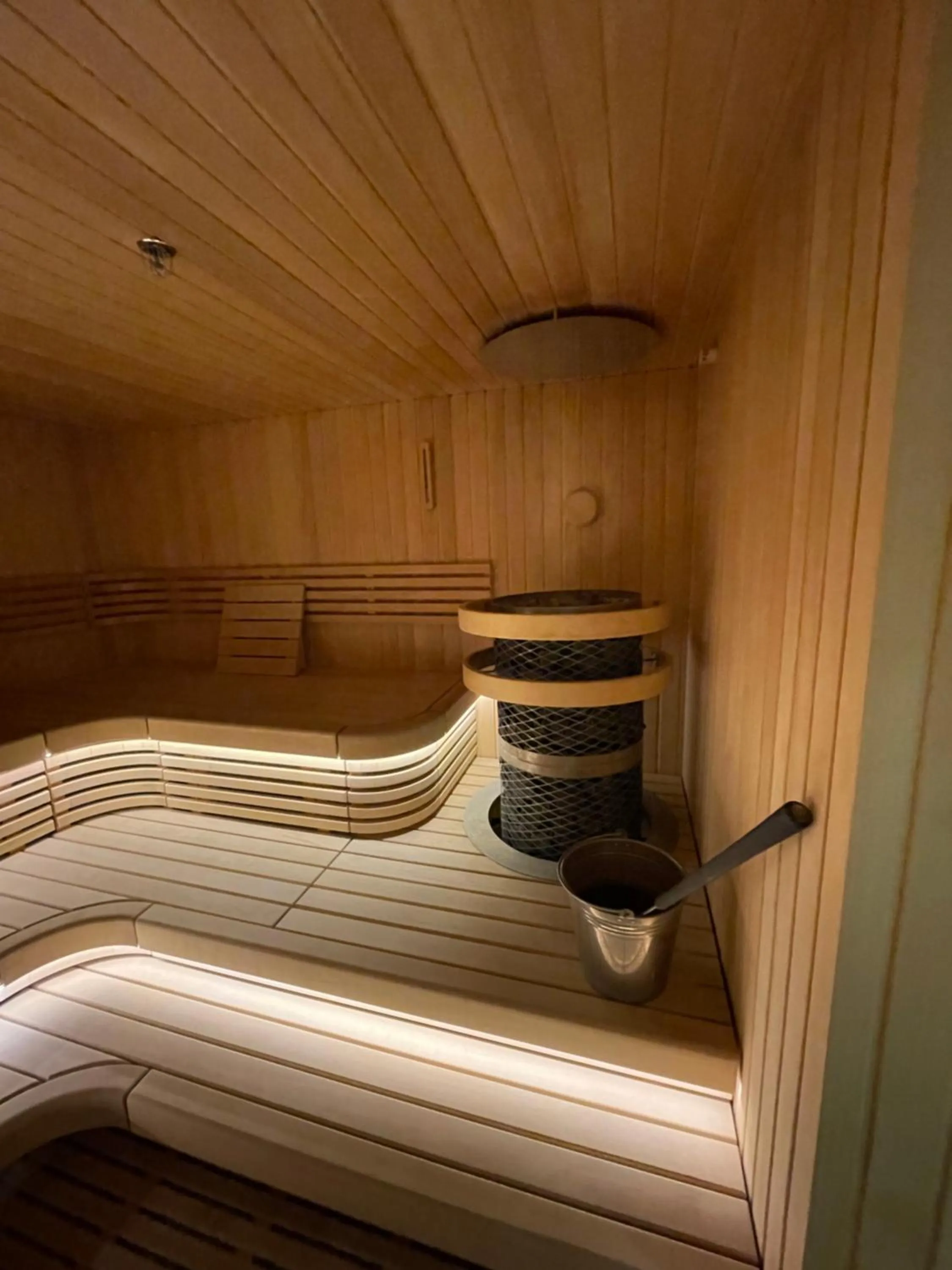 Sauna in Michaelson Boutique Hotel & SPA Brícoła