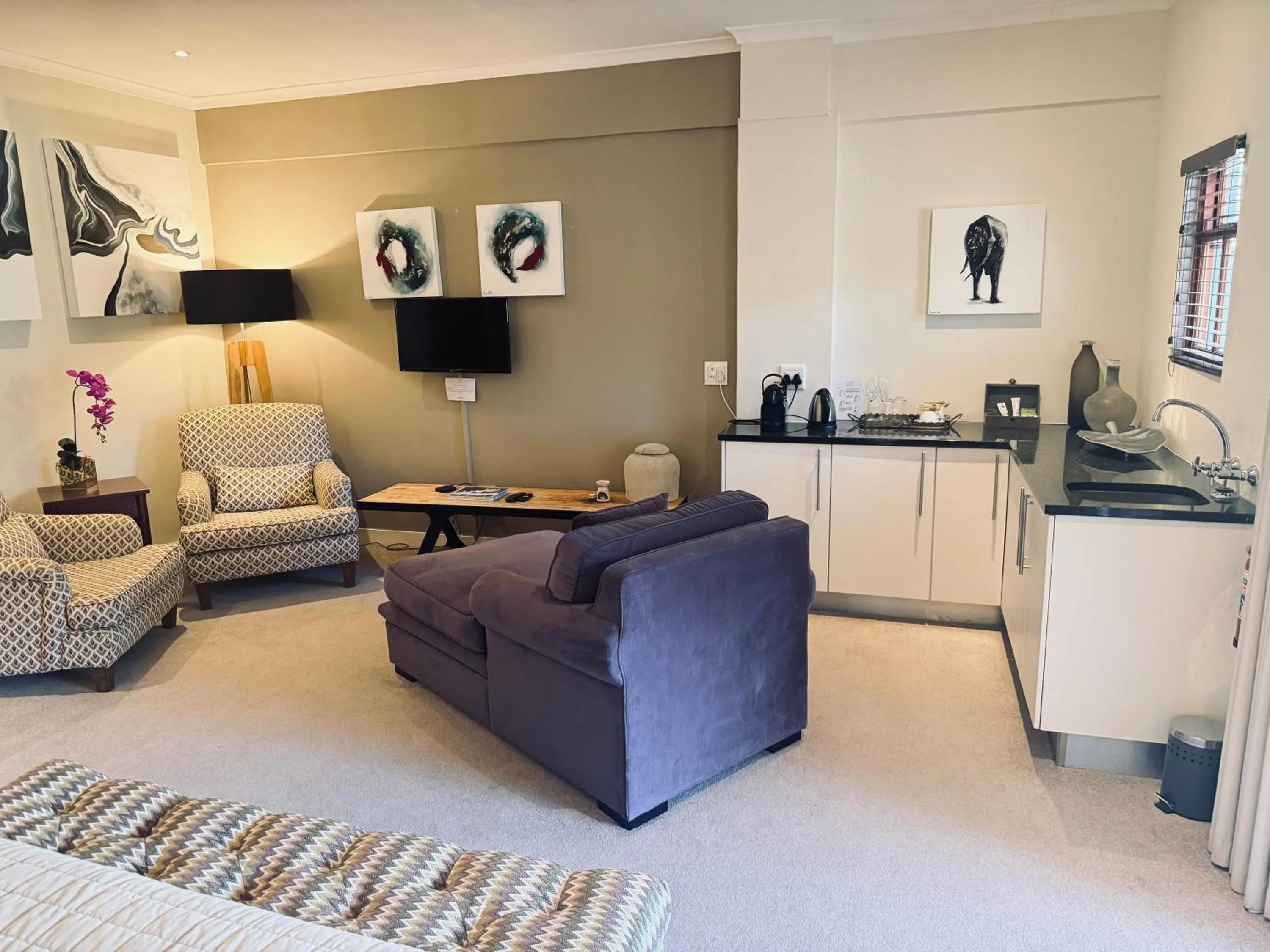 Seating area in Residence Vive la Vie